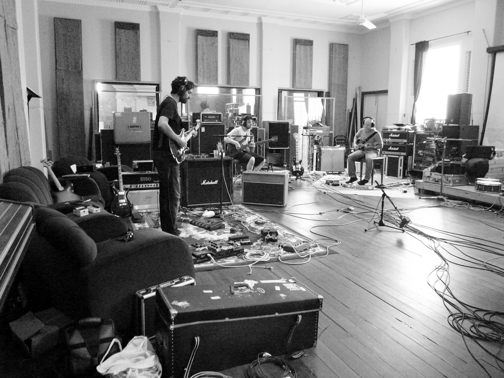 BEHIND THE SCENES, KARNIVOOL 'SOUND AWAKE'