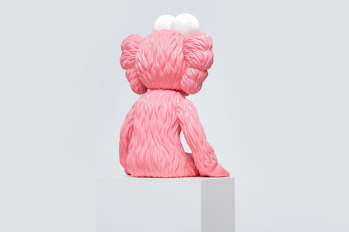 SEEING Pink With KAWS' 'BFF'. Kaws wallpaper, Pink wallpaper iphone, Hype wallpaper