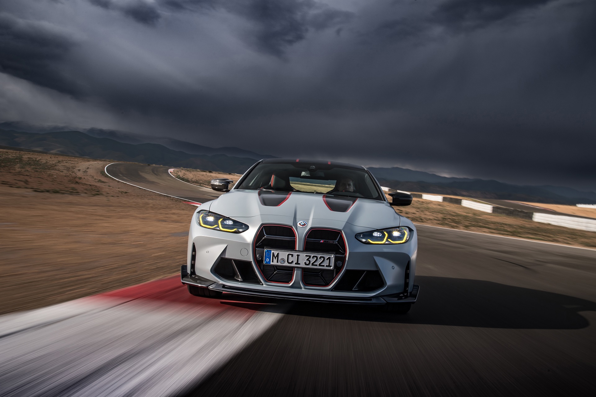 2023 BMW M4 CSL Wallpaper