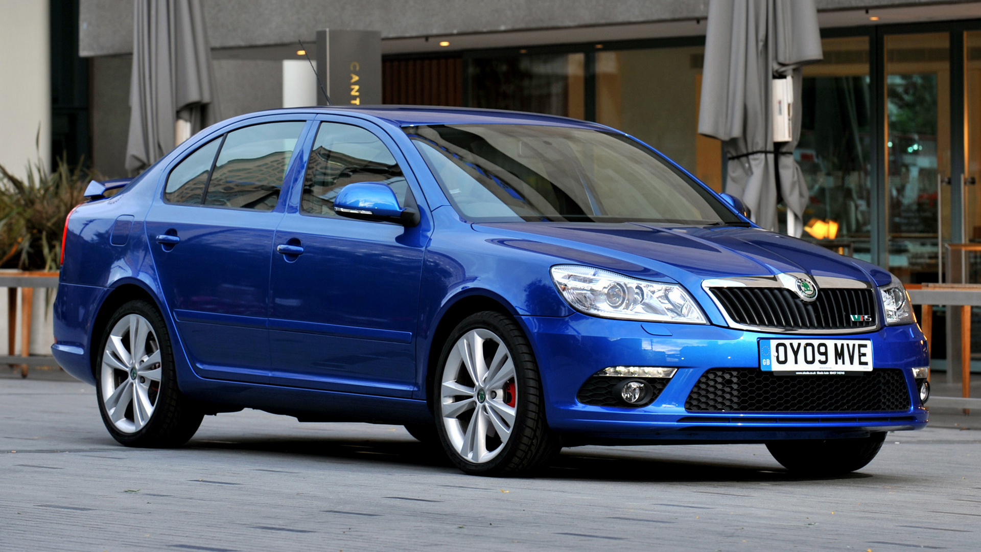 Skoda Octavia vRS (UK) and HD Image