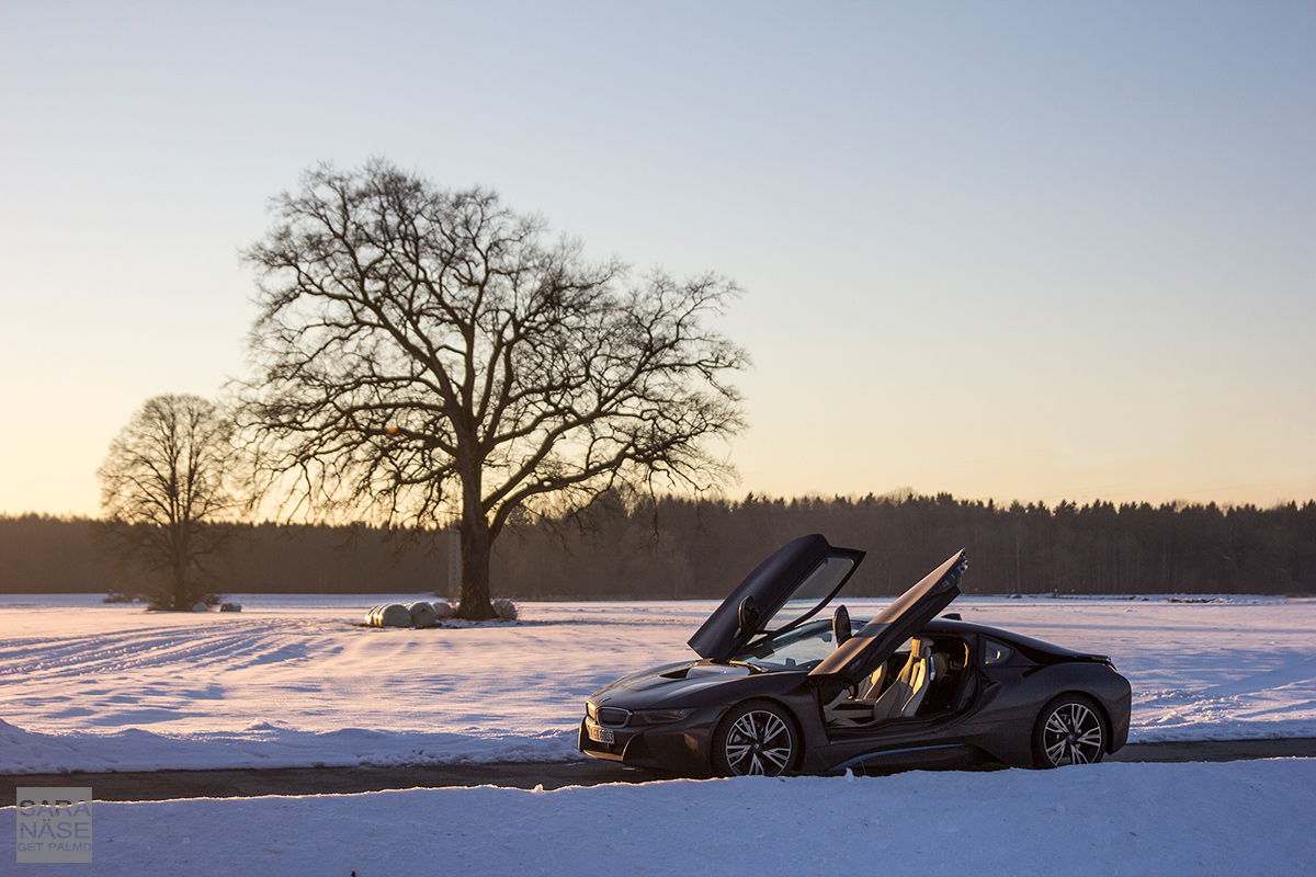 First drive: BMW i8 on a winter day