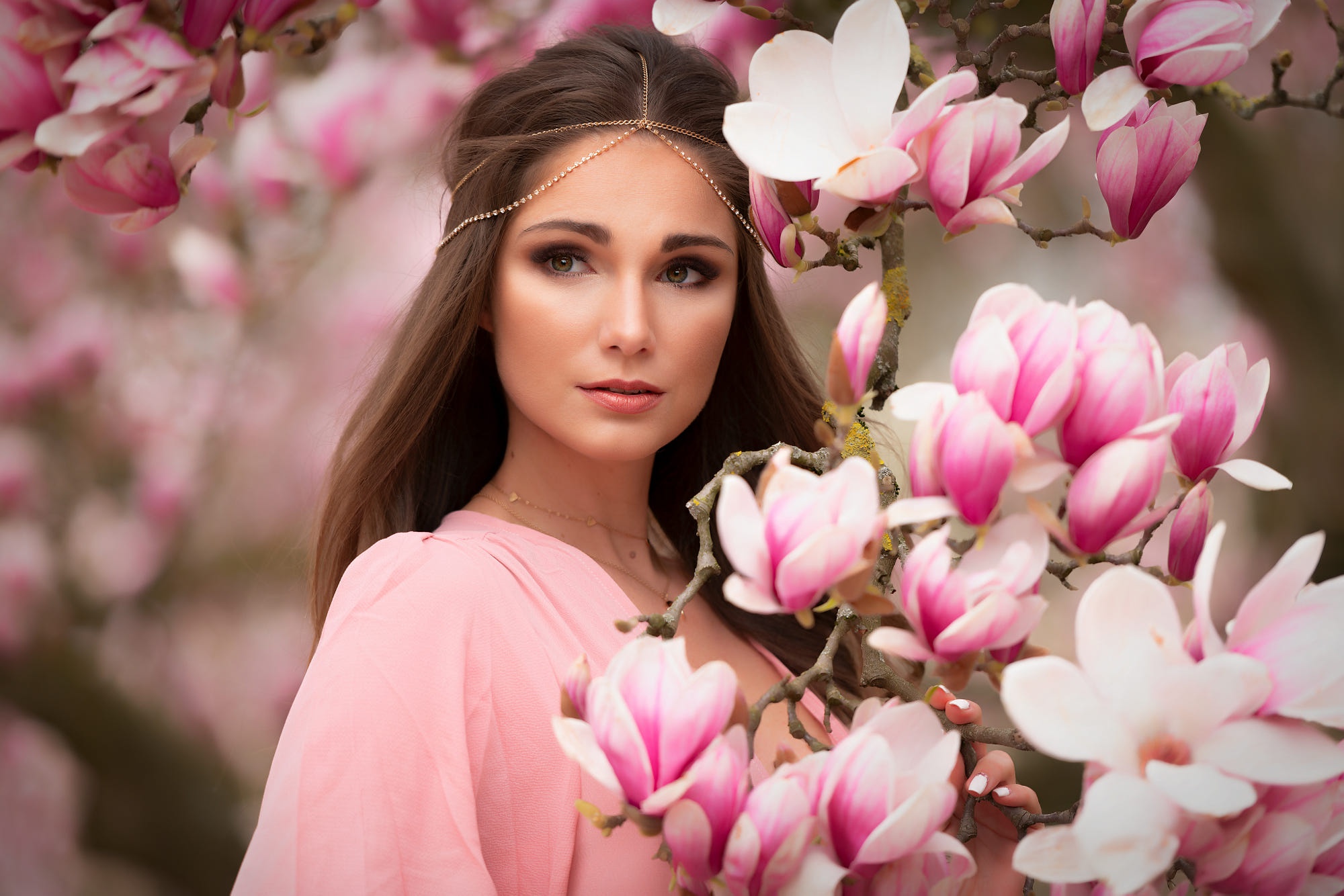 Model HD, Woman, Flower, Magnolia, Brunette Gallery HD Wallpaper