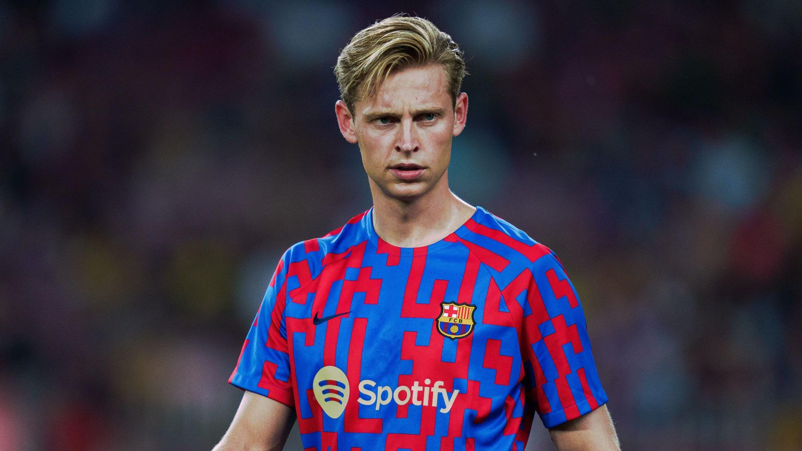 Man Utd and Chelsea 'monitor' De Jong's situation; rivals also 'love the player', Romano reveals
