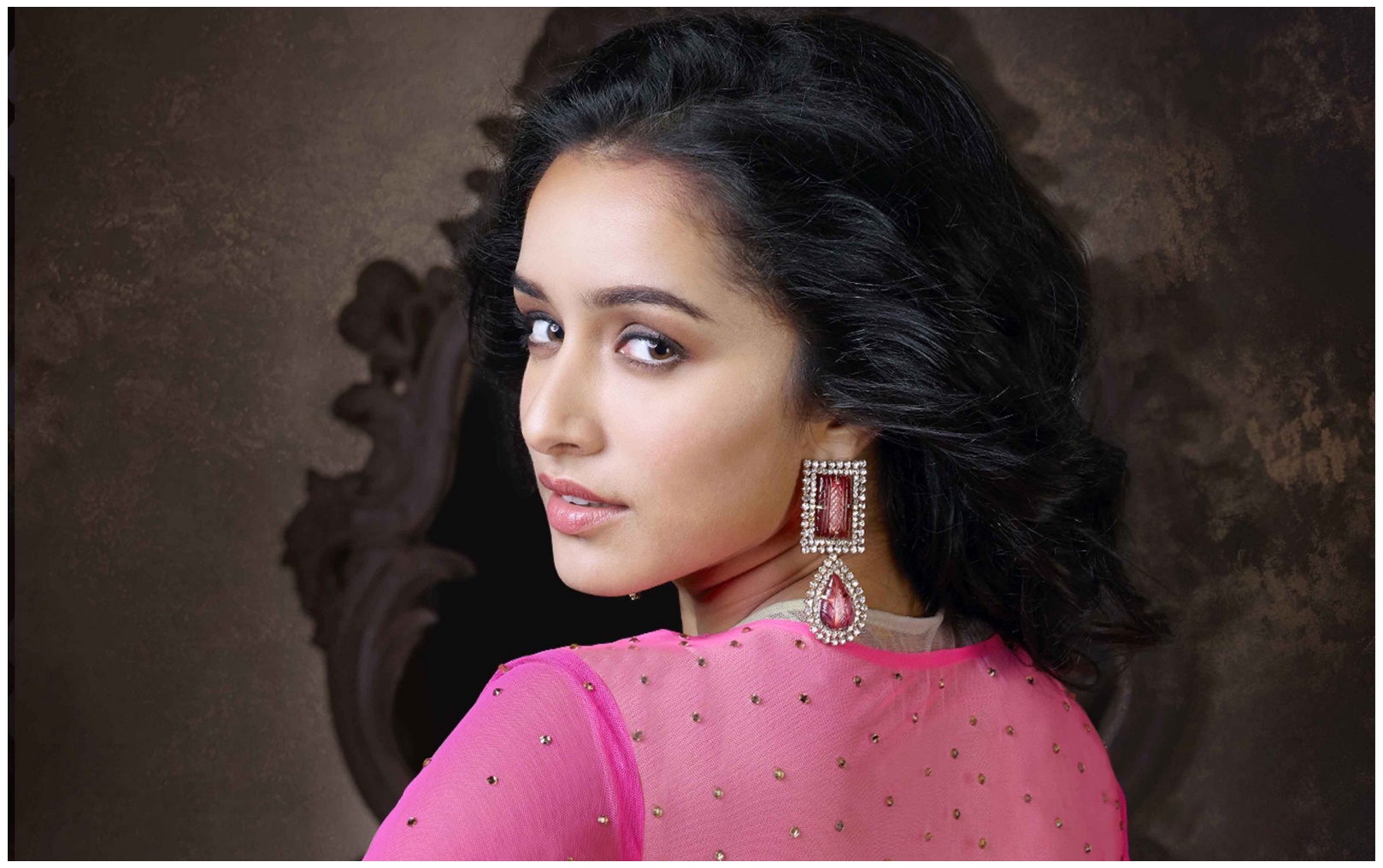 Bollywood Actress Shraddha Kapoor 2022 HD wallpaper