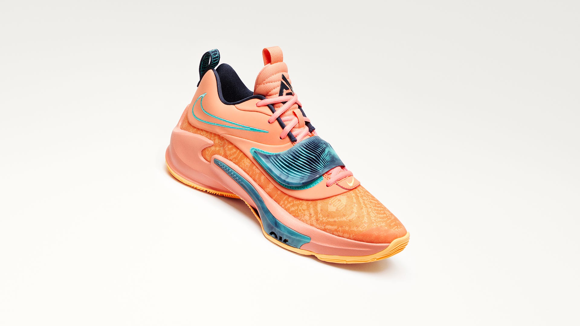 Nike unveils look of newest Giannis shoe, Zoom Freak 3