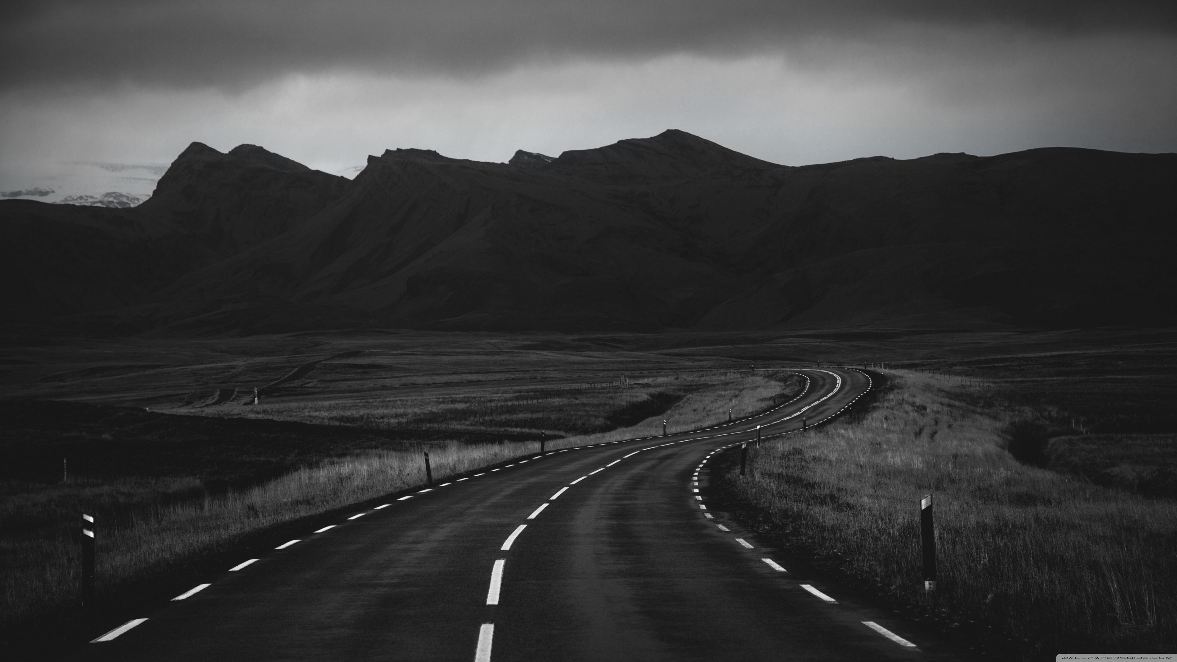 Black And White Wallpaper