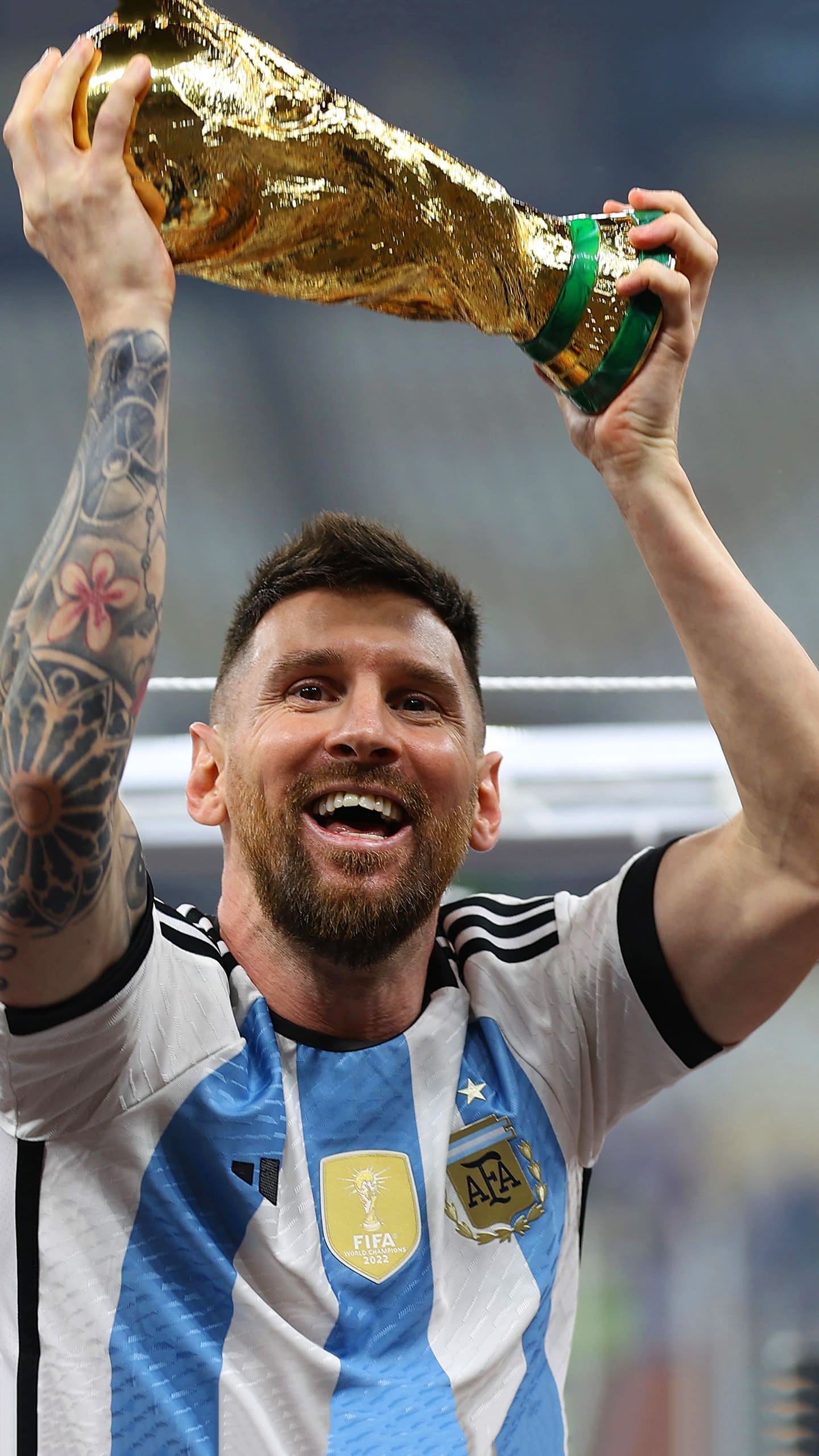 Messi Kissing The World Cup messi kissing the world cup goat  footballer HD phone wallpaper  Peakpx
