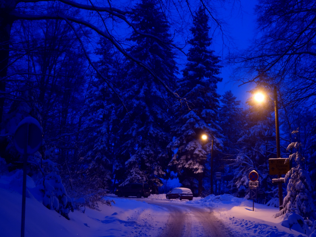 Wallpaper winter, night, street lights, road desktop wallpaper, HD image, picture, background, 9e14f8