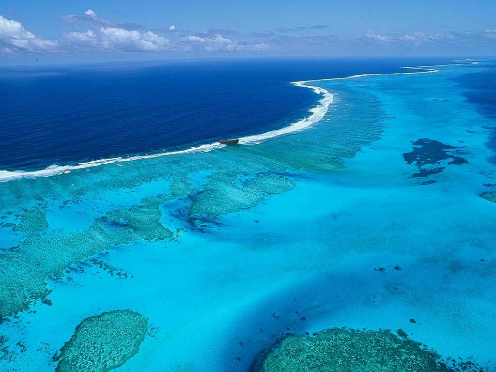 Tokelau Islands. Tiny Pacific island nations create world's largest marine parks. Island nations, New caledonia, Polynesian islands