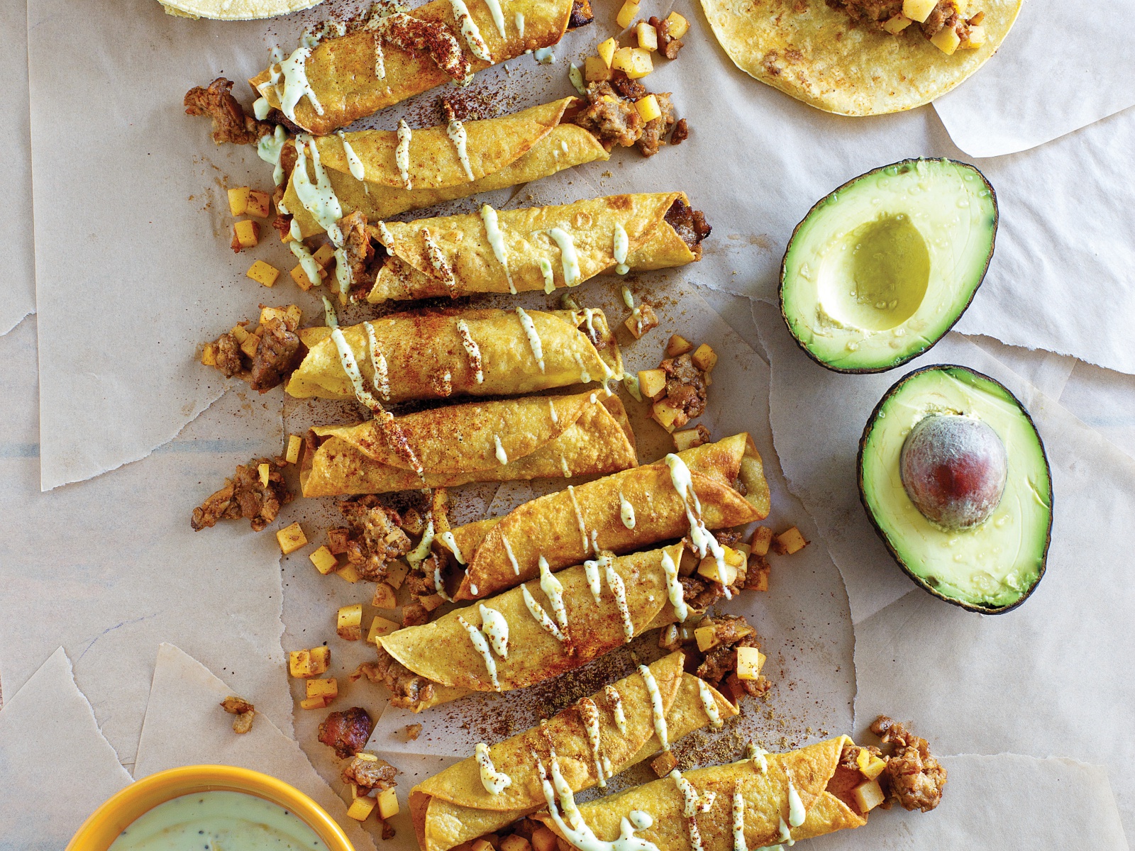 Taquitos with Avocado Sauce [Vegan] Green Planet