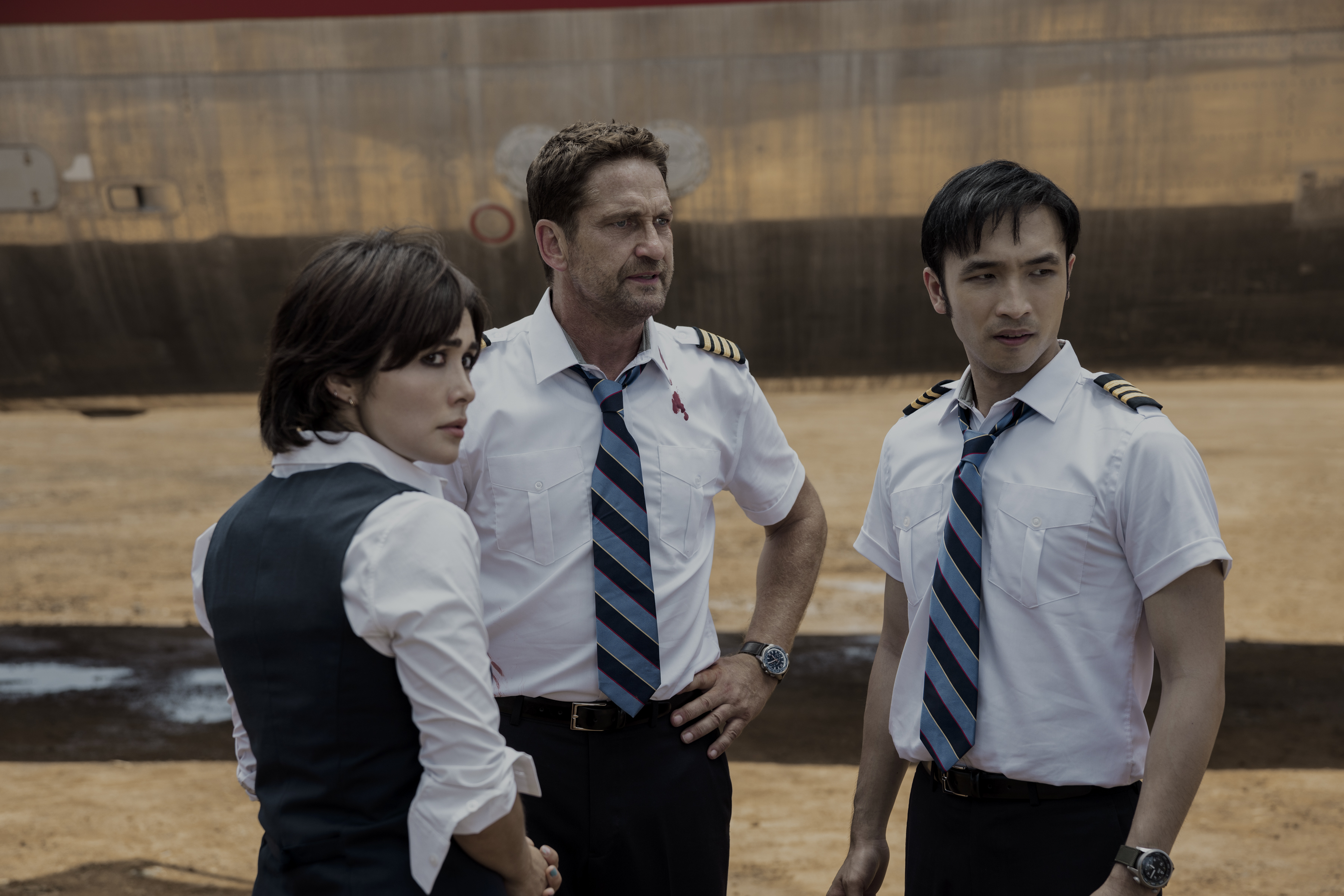Review: Gerard Butler sticks the landing in ridiculously sublime thriller Plane Globe and Mail