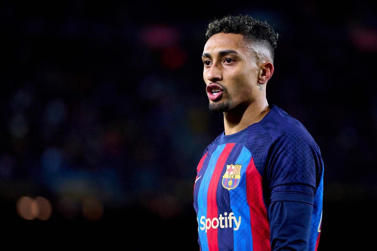 Raphinha Reportedly Told To Improve FC Barcelona Form Amid Premier League Transfer Interest