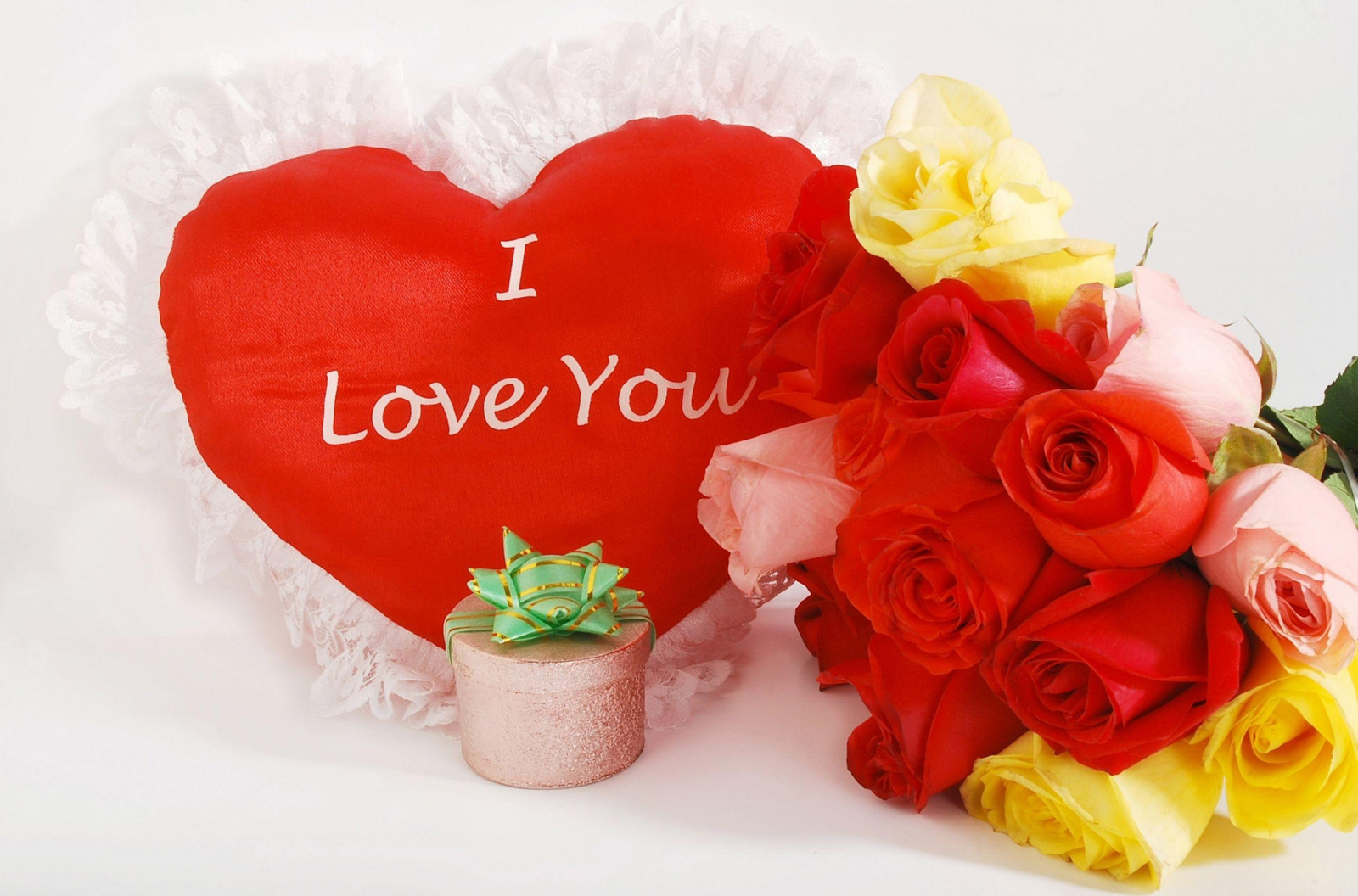 Wallpaper, heart, red, rose, Valentine's Day, pink, bouquets, gift, petal, floristry, flower bouquet, cut flowers, valentines day 2560x1690