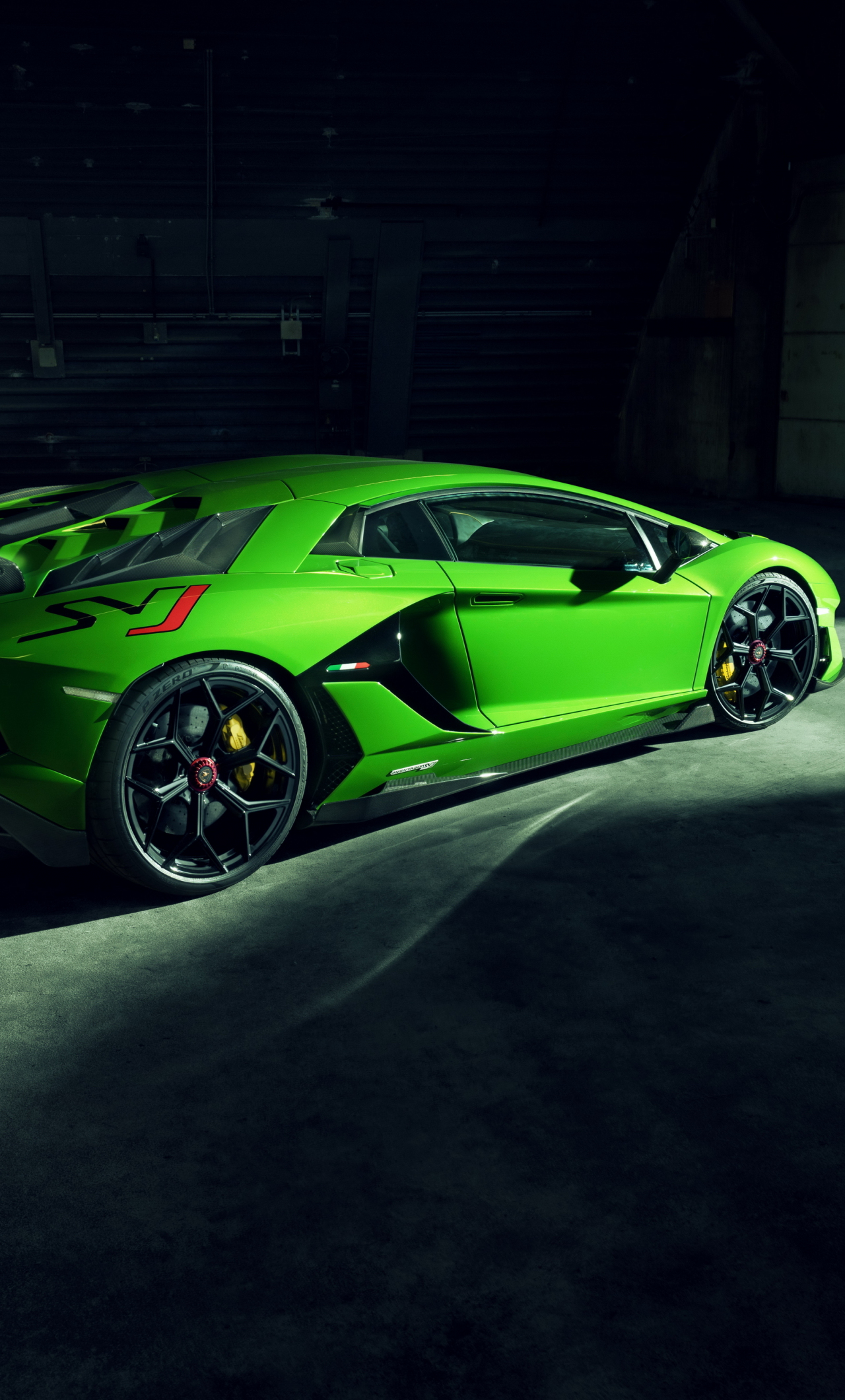 lamborghini aventador svj wallpaper 4k phone