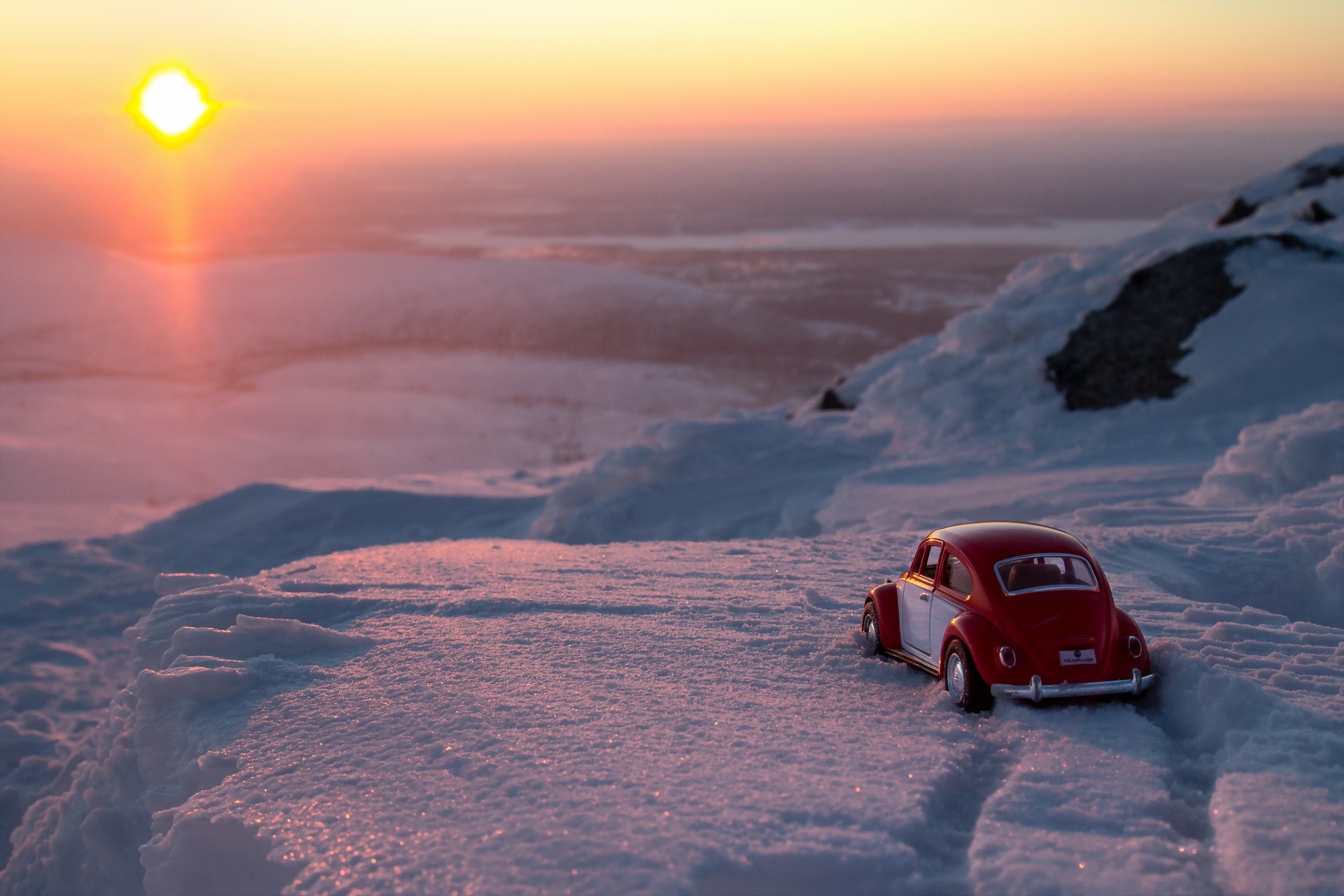 Sunrises and sunsets, Toys, Retro, Snow, Sun Gallery HD Wallpaper