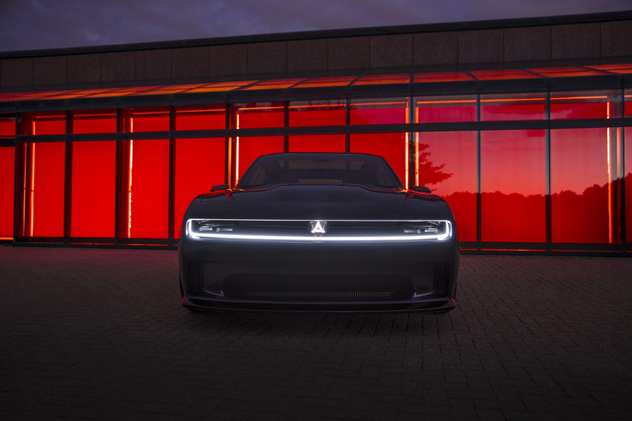 Dodge Introduces the Charger Daytona SRT Concept (video)