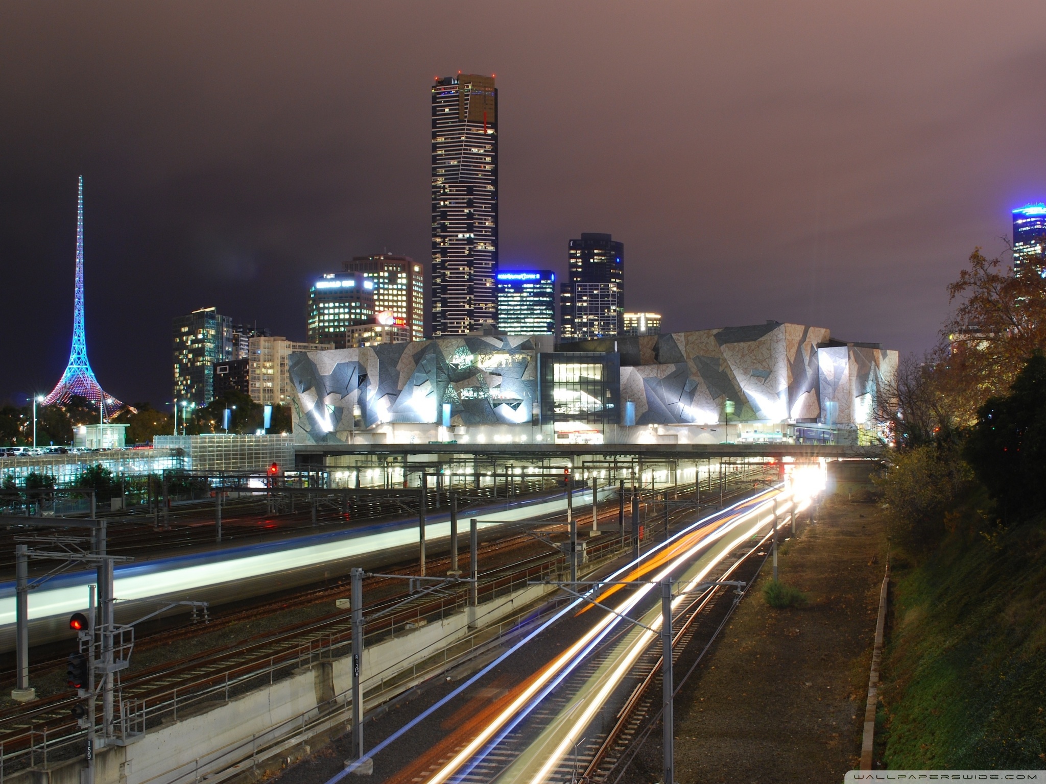 Melbourne Train Tracks Ultra HD Desktop Background Wallpaper for 4K UHD TV, Widescreen & UltraWide Desktop & Laptop, Multi Display, Dual Monitor, Tablet