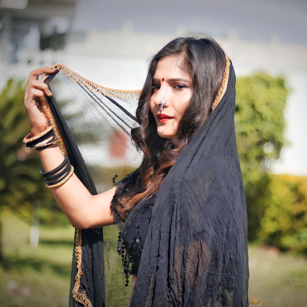 Instagram post by kajal mehra • Nov 2021 at 6:42am UTC. Dehati girl photo, Rajasthani photo, Instagram posts