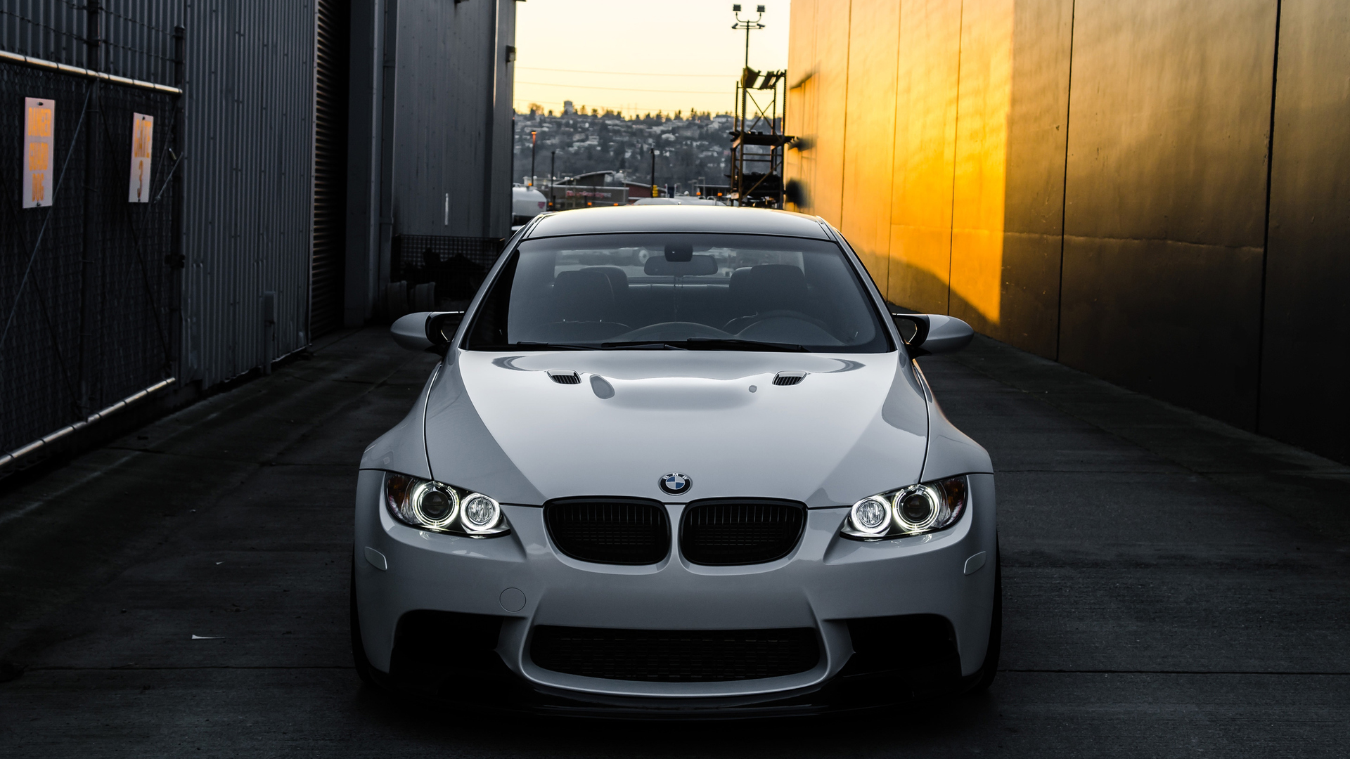 Download White BMW M3 E92 Front, White, Bmw, M3, E92, Front Wallpaper in 1920x1080 Resolution