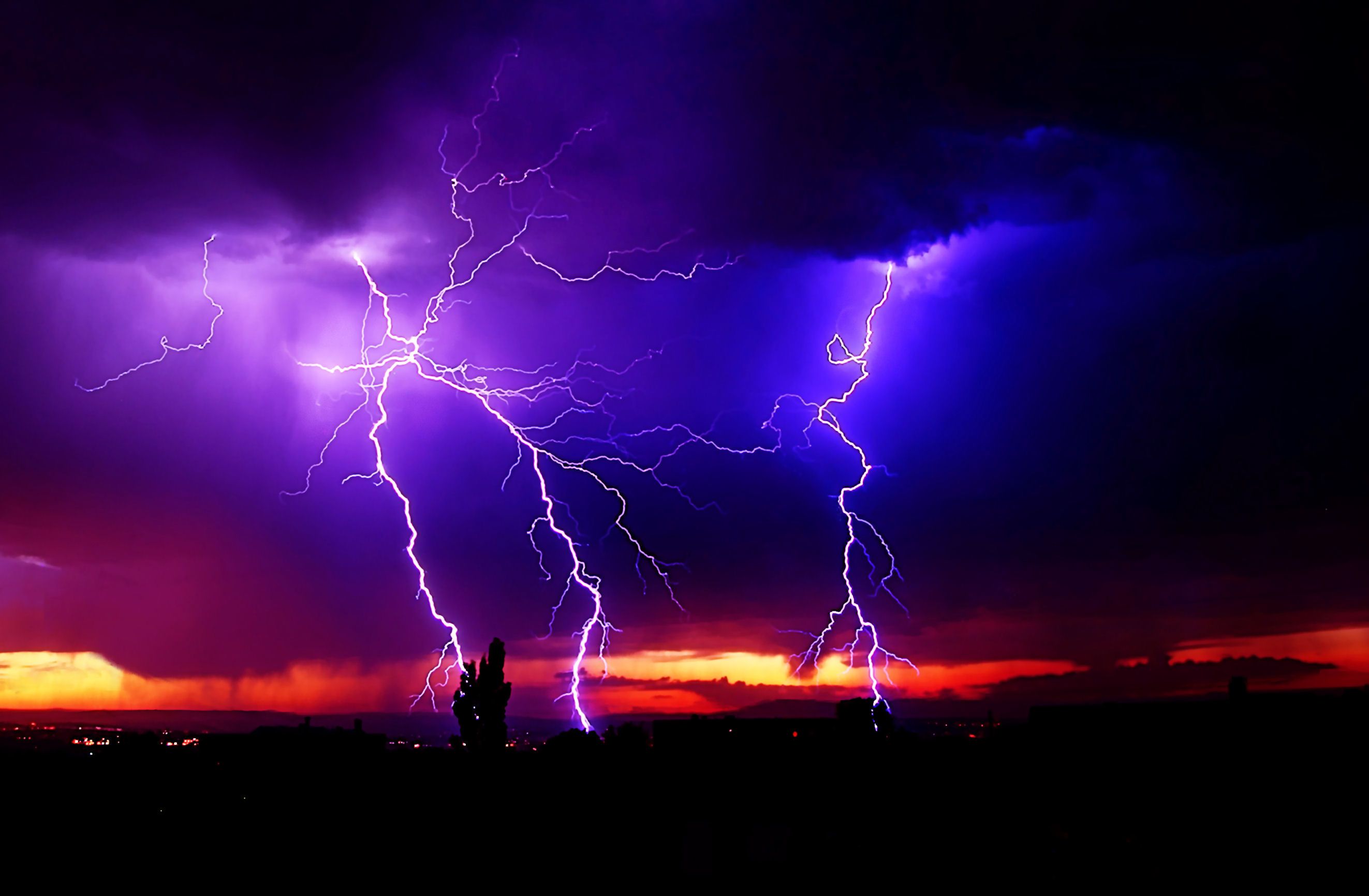 Lightning Storm Wallpaper HD