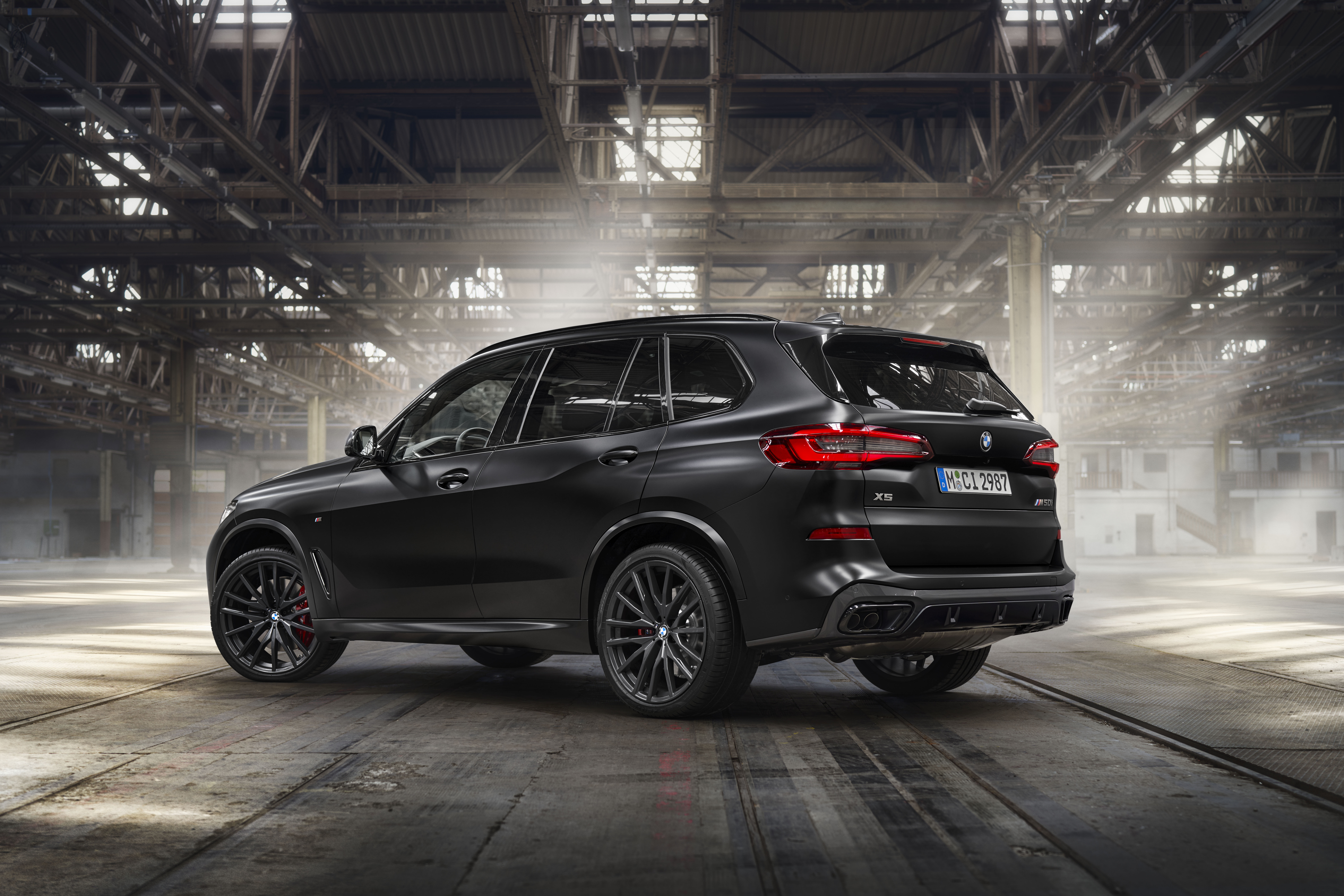 BMW X5 M50i HD Wallpaper and Background