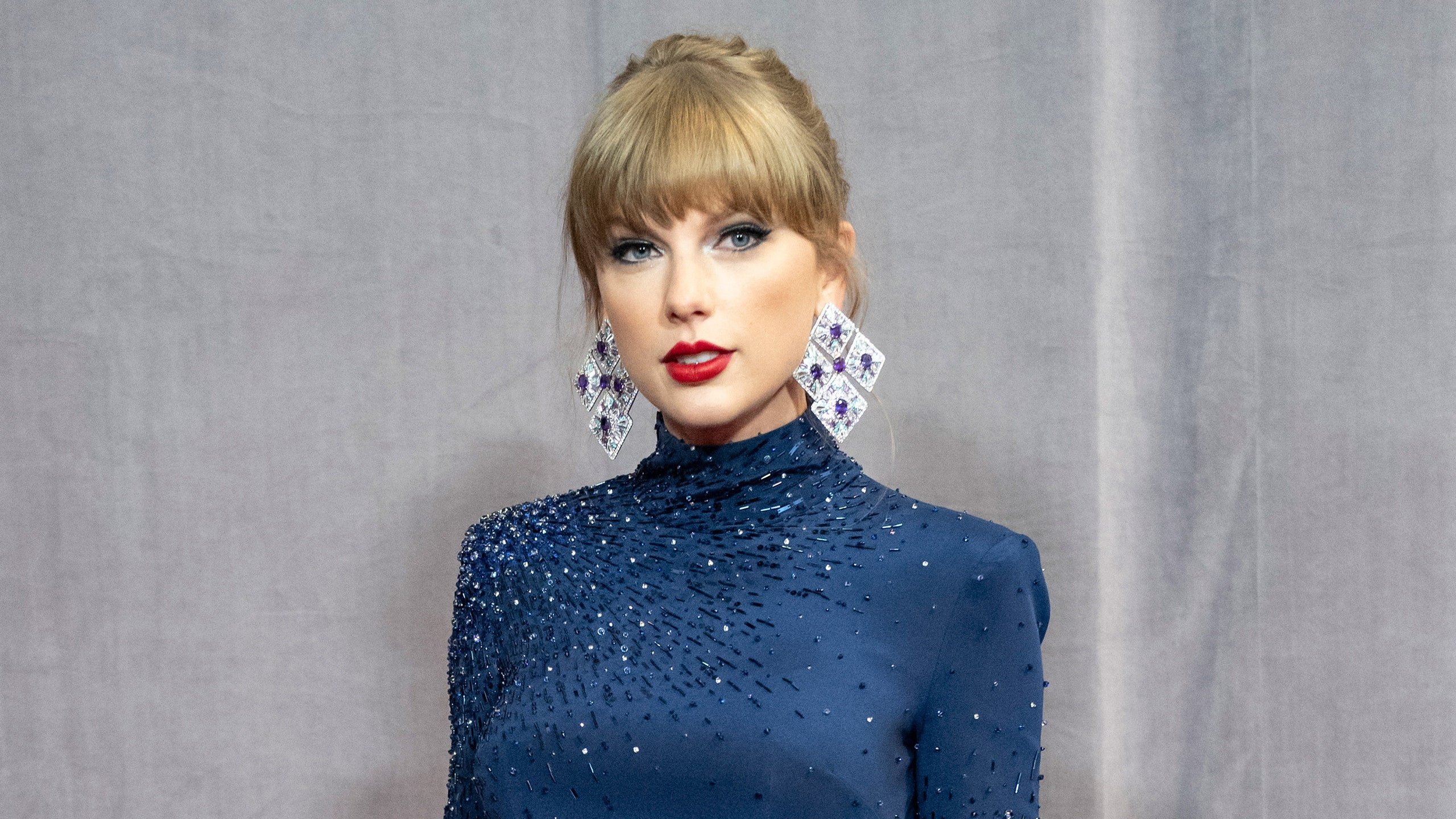 Taylor Swift Had The Best Time At The Grammys, And Here Are the Pics to Prove It
