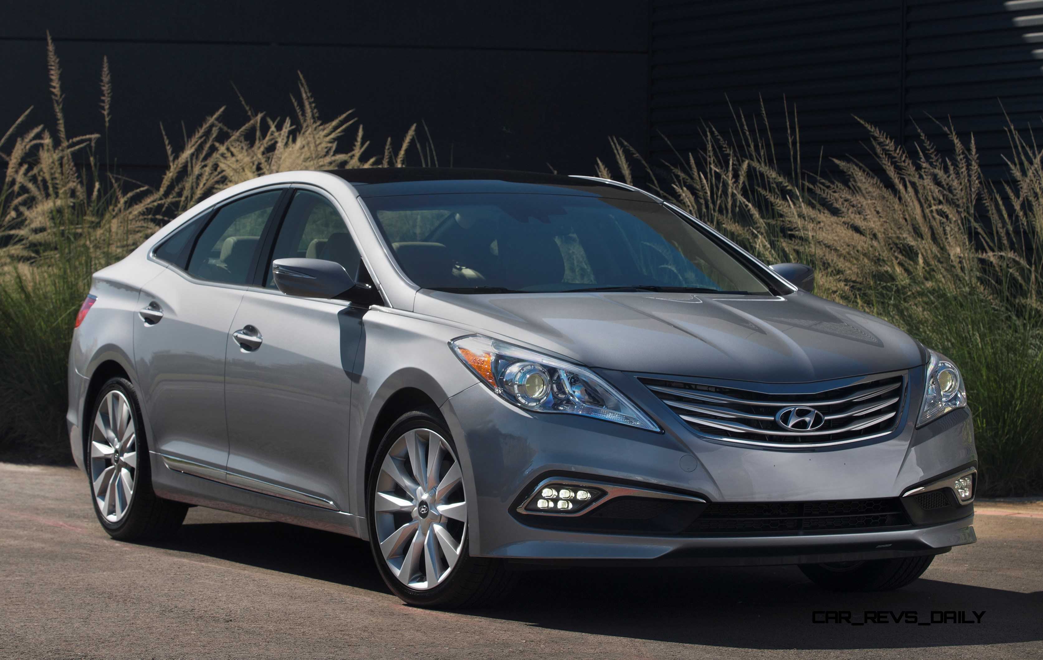Hyundai Azera First Look at Miami Auto Show