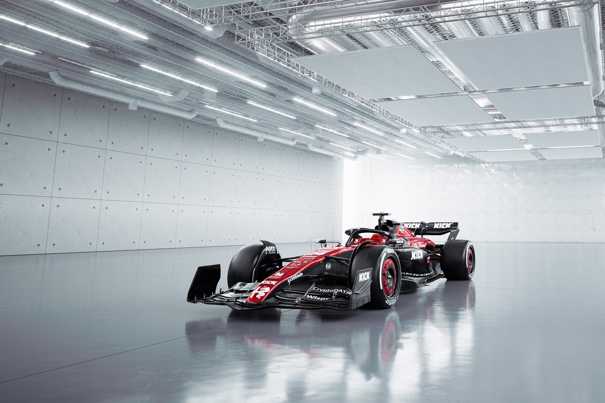 Alfa Romeo unveils new look for 2023 F1 car