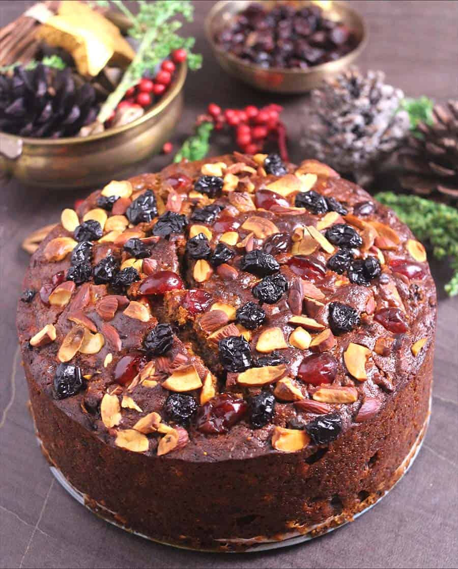 Cakes for Christmas: Popular Types of Christmas Cakes | Theobroma