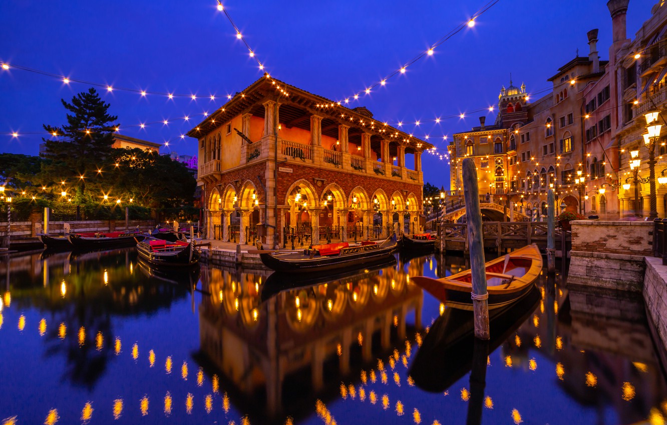 Wallpaper water, reflection, building, boats, Japan, Japan, garland, gondola, Urayasu, Tokyo Disneyland, Tokyo Disneyland, Tokyo Disney Resort, Urayasu image for desktop, section город
