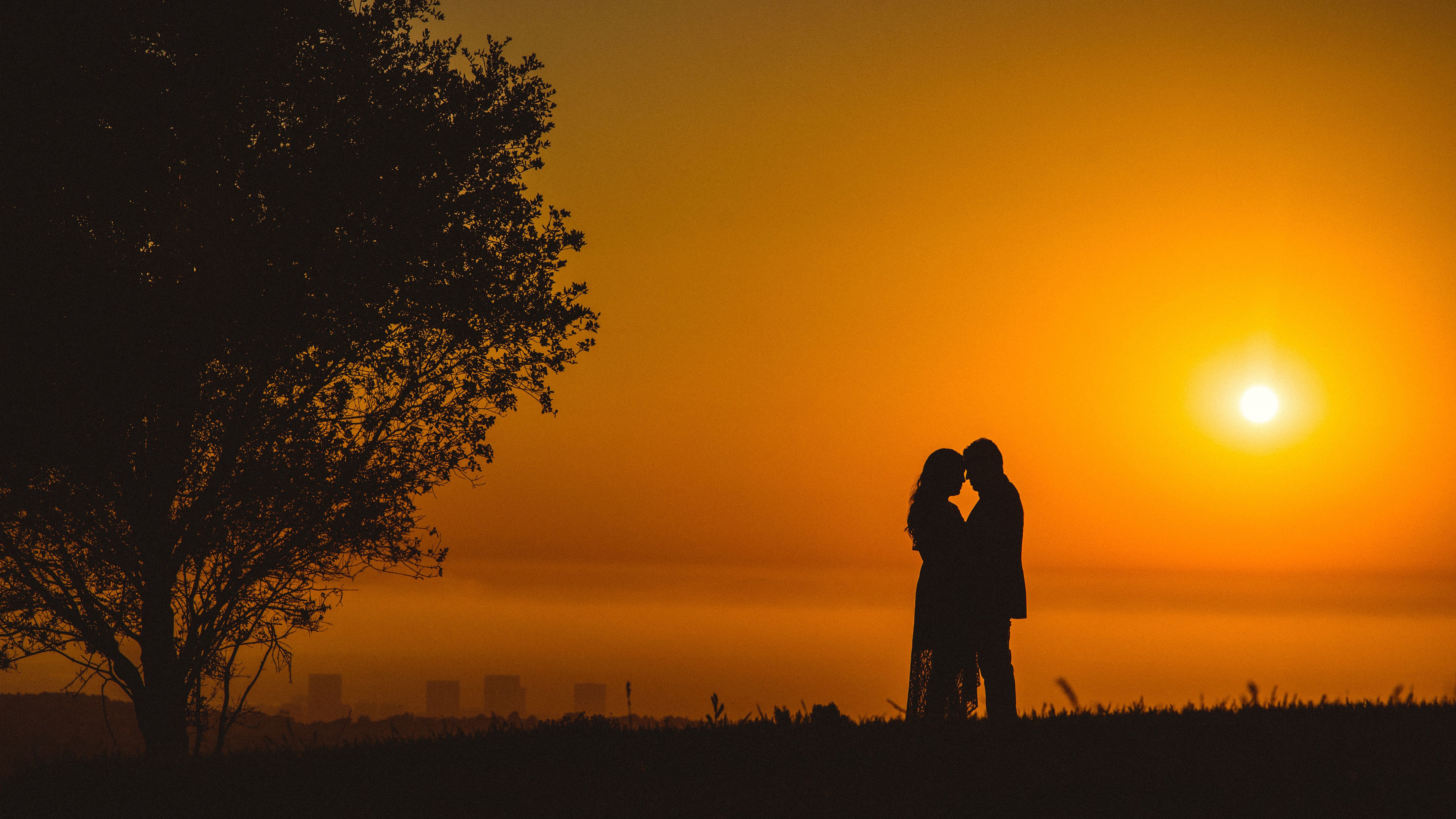 Couple Romantic Sunset 5K. Love couple wallpaper, Romantic sunset, Couple wallpaper