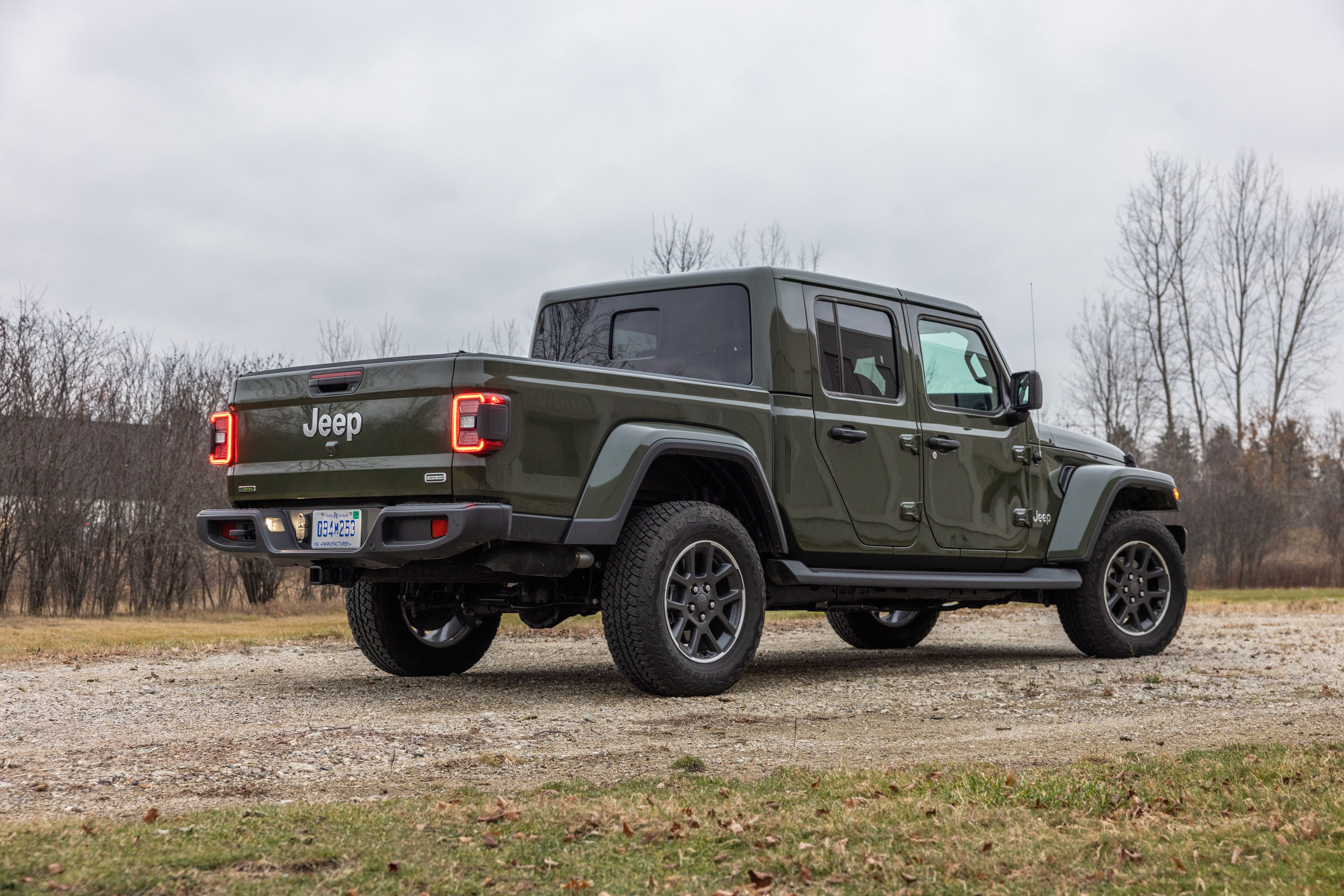 View Photo of the 2023 Jeep Gladiator Overland EcoDiesel