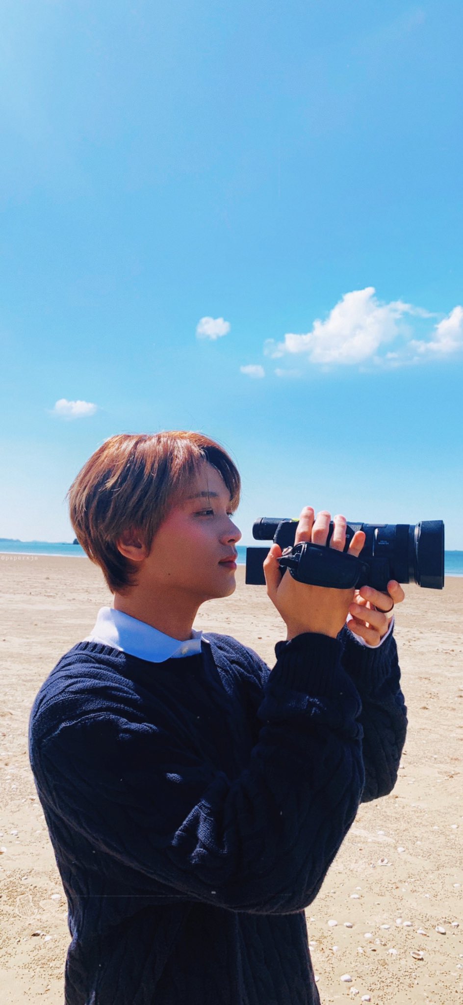 nct wallpaper (hiatus!) from home wallpaper ! <3 # HAECHAN #TAEIL #FromHome #NCT #NCTU #RESONANCE moon taeil lee haechan lockscreen / homescreen / wallpaper