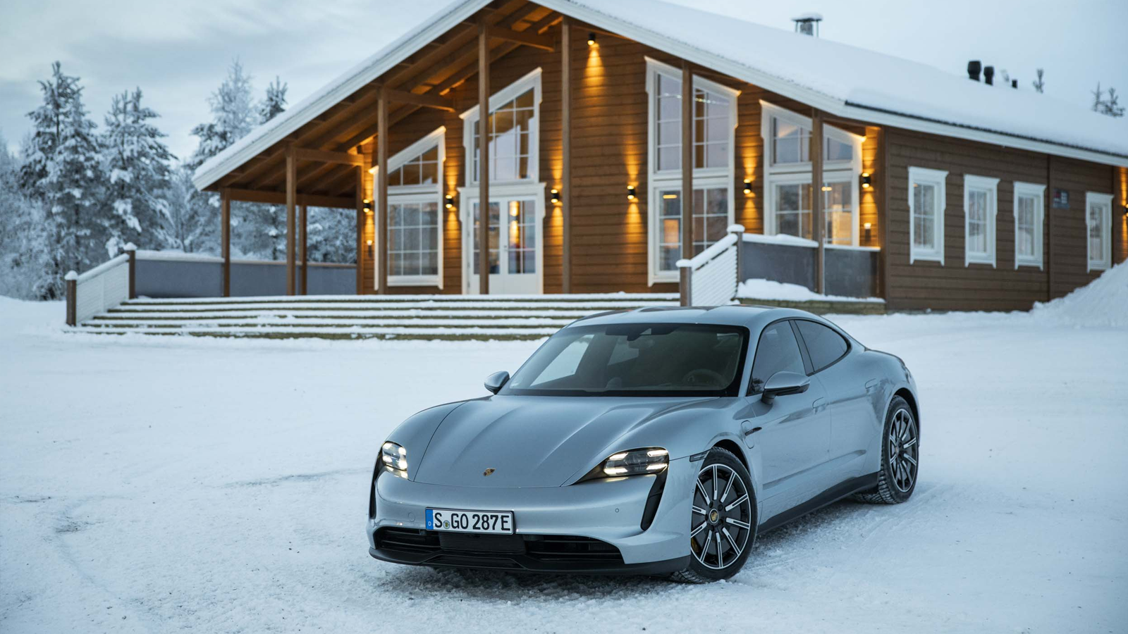 Delightful Porsche Wallpaper For The Snowy Season