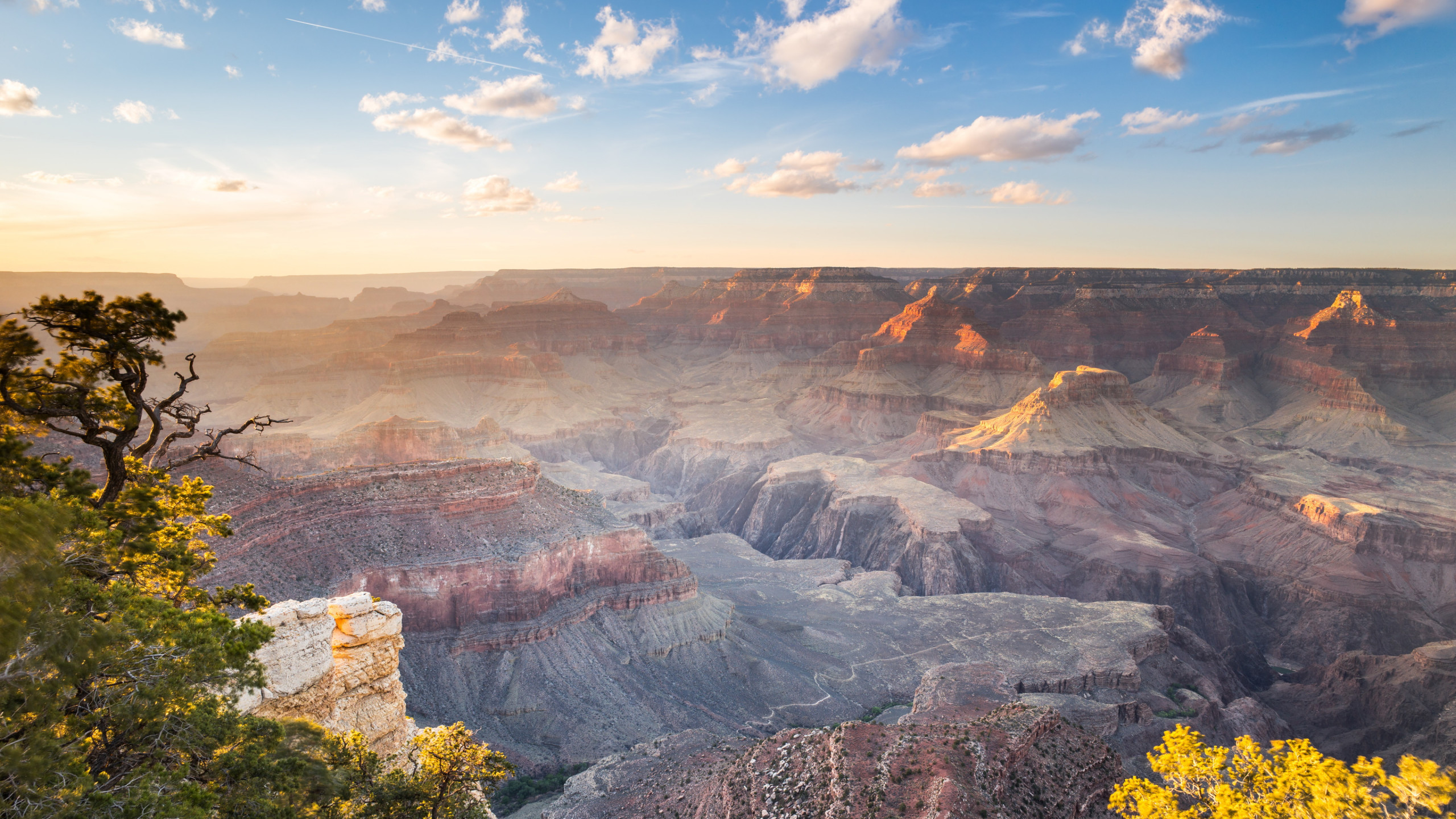 Download wallpaper: Sunset over the Grand Canyon 2560x1440