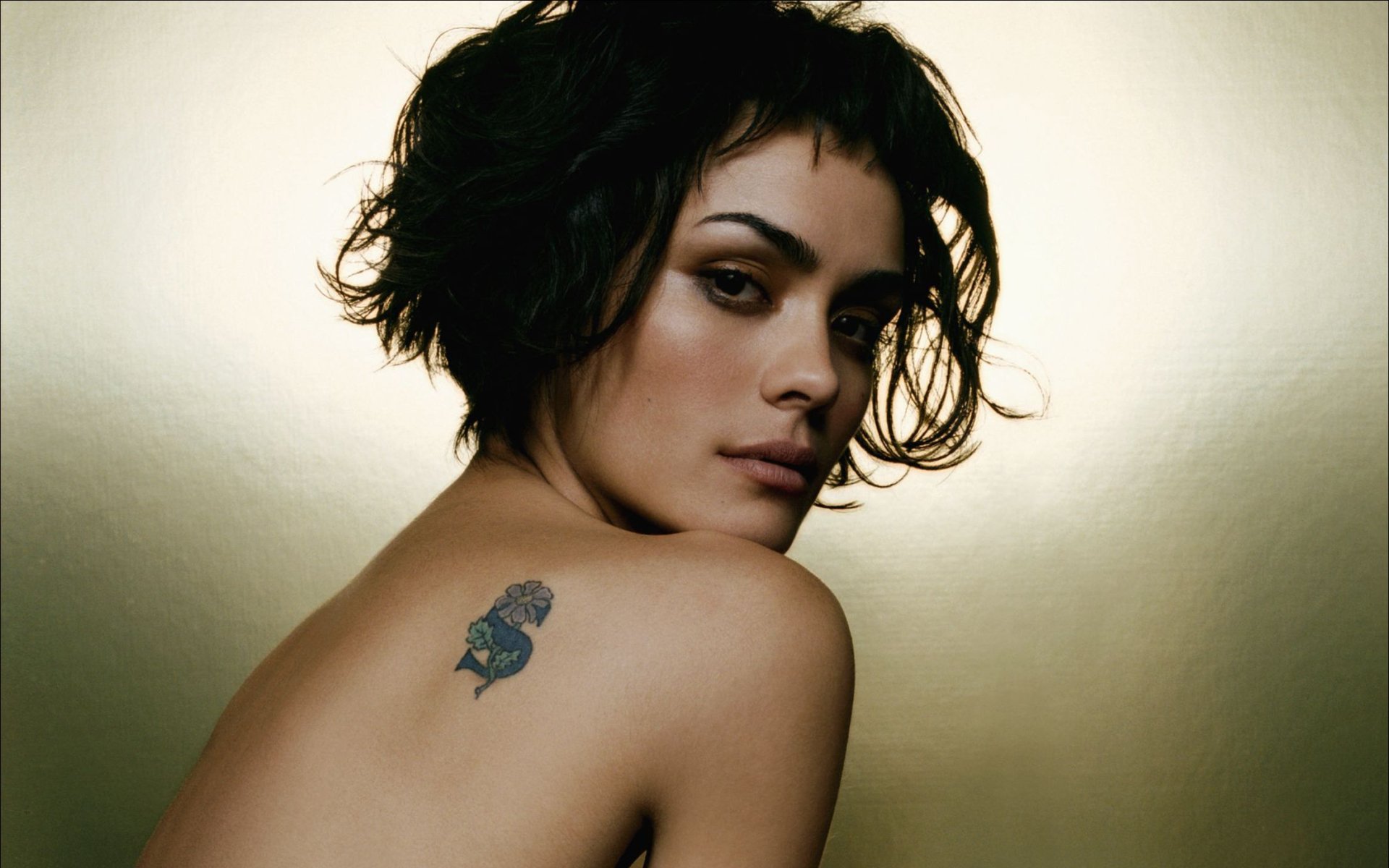 Shannyn Sossamon HD Wallpaper