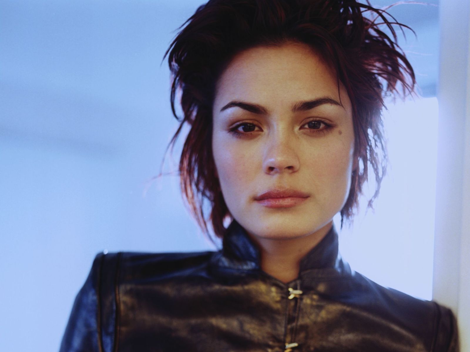 Shannyn Sossamon Wallpaper