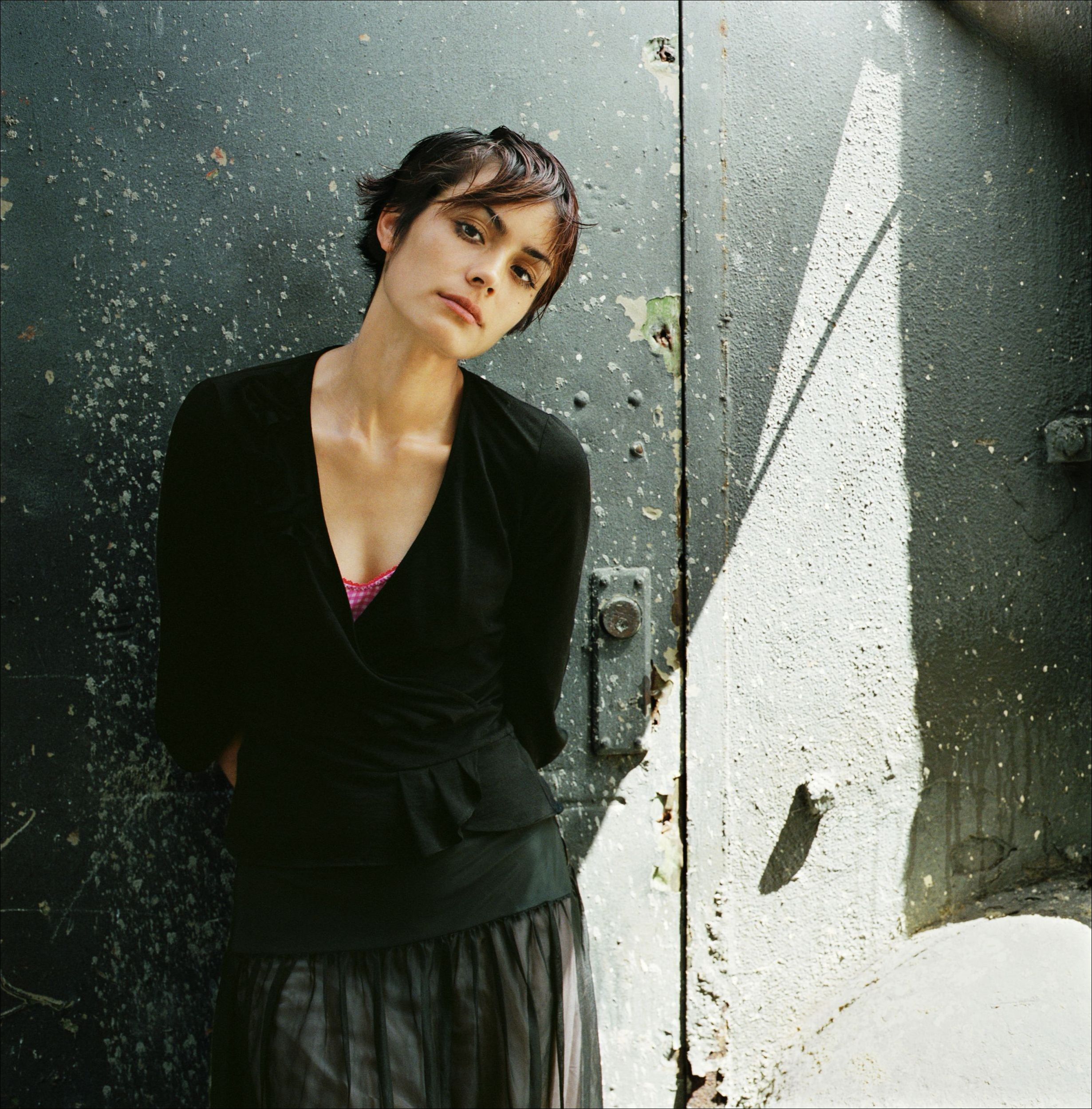 Shannyn Sossamon Wallpapers - Wallpaper Cave