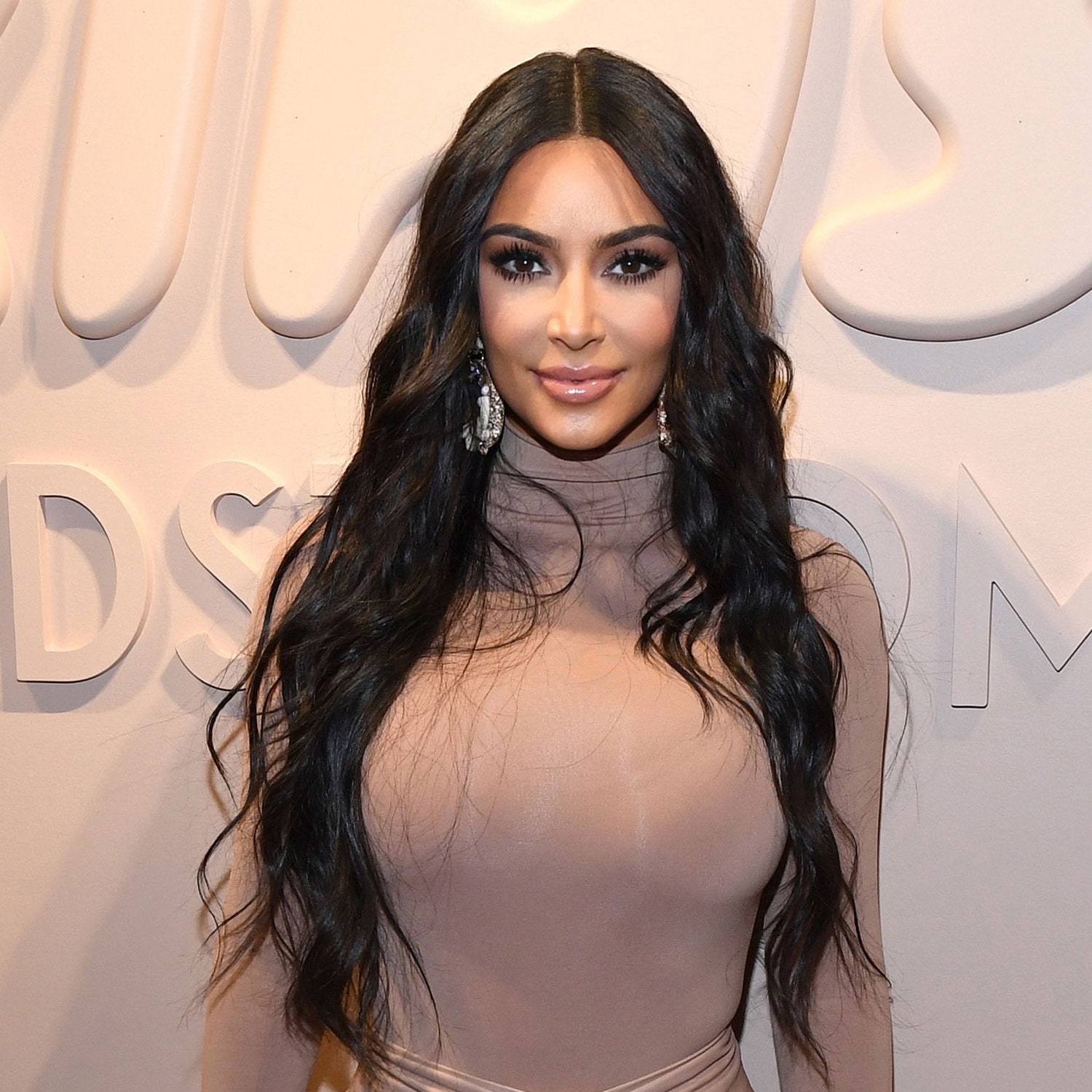 Kim Kardashian Debuts 'Bronde' Hair Color