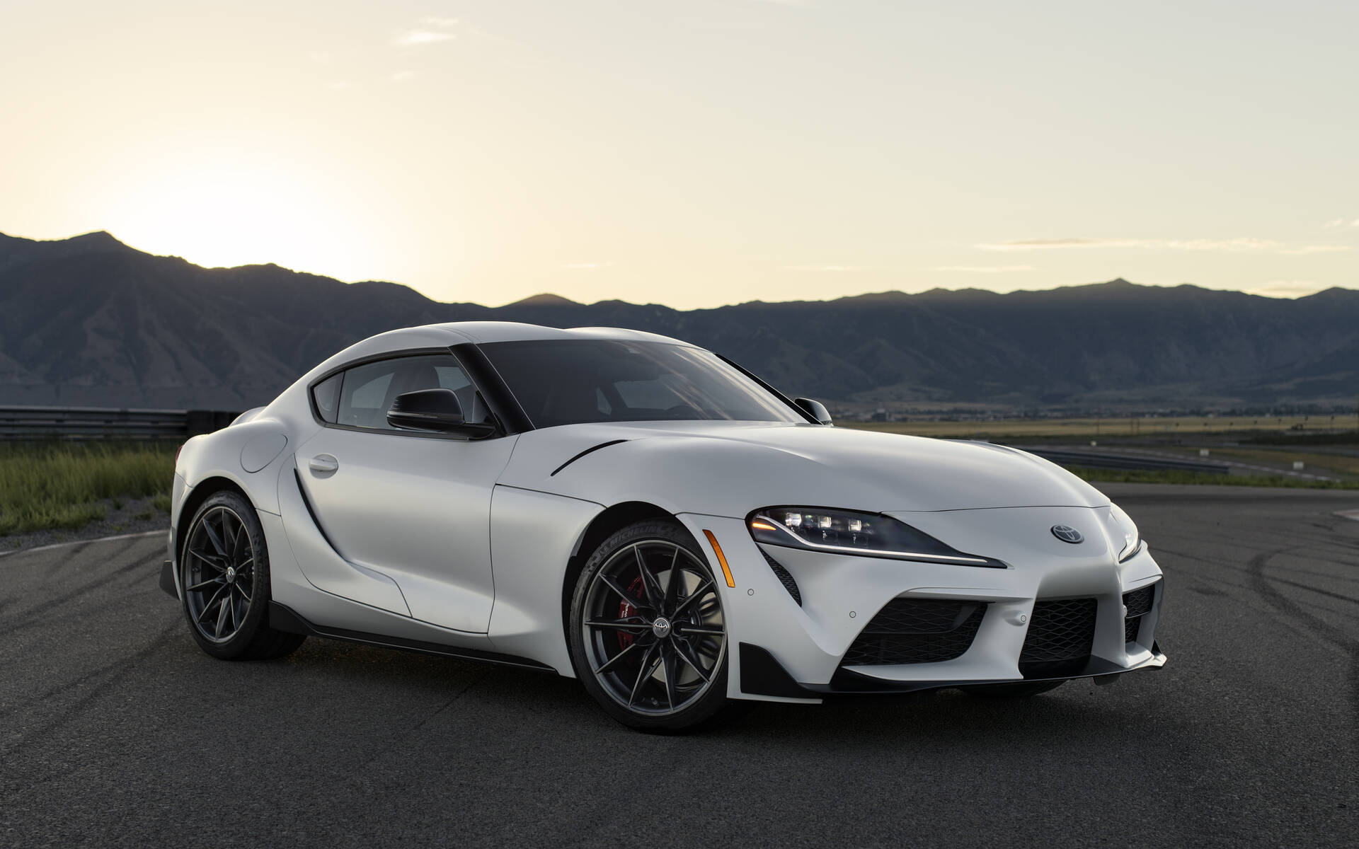 2023 Toyota GR Supra, reviews, picture galleries and videos Car Guide