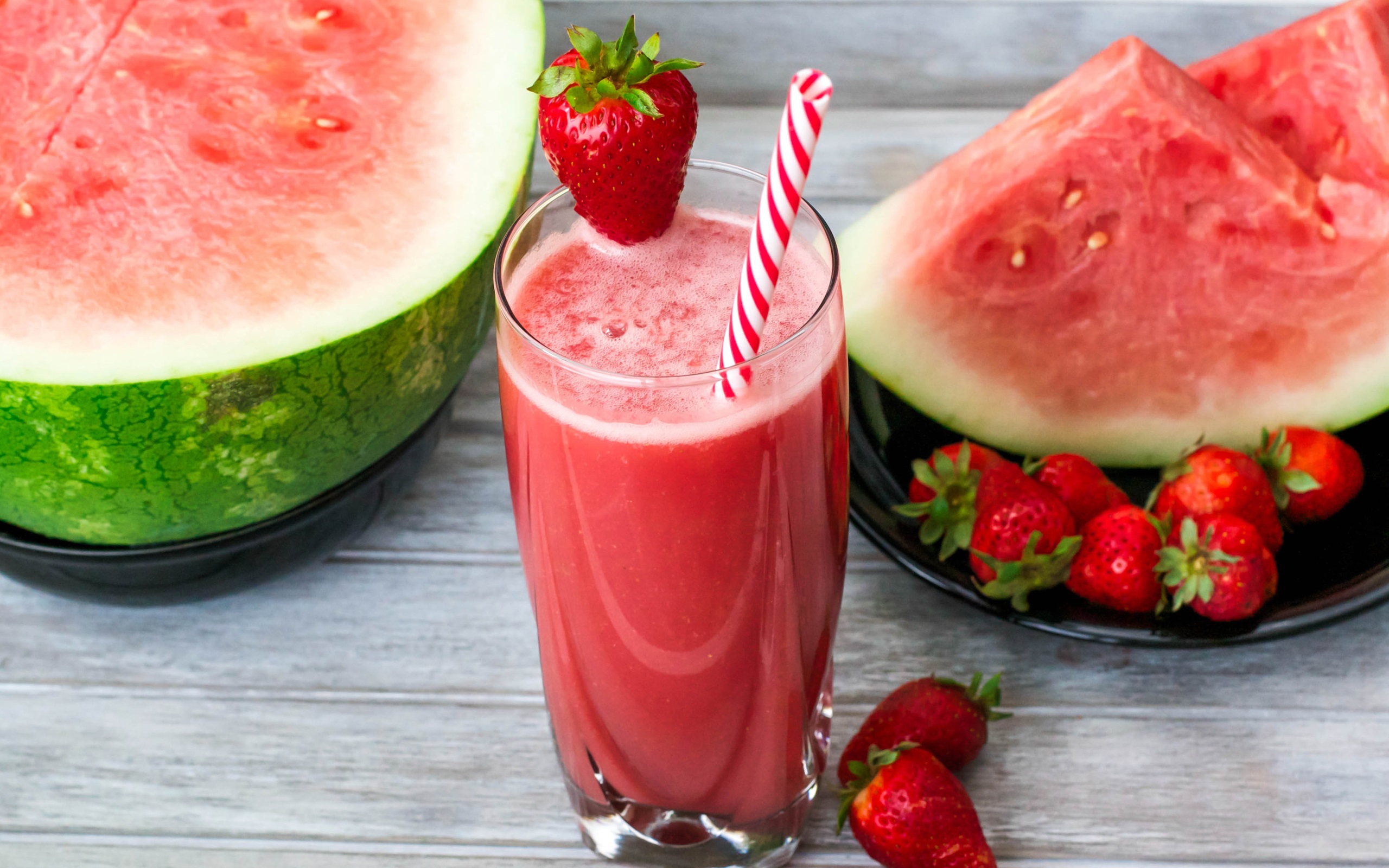 Wallpaper Watermelon juice, slices, strawberry 2560x1600 HD Picture, Image