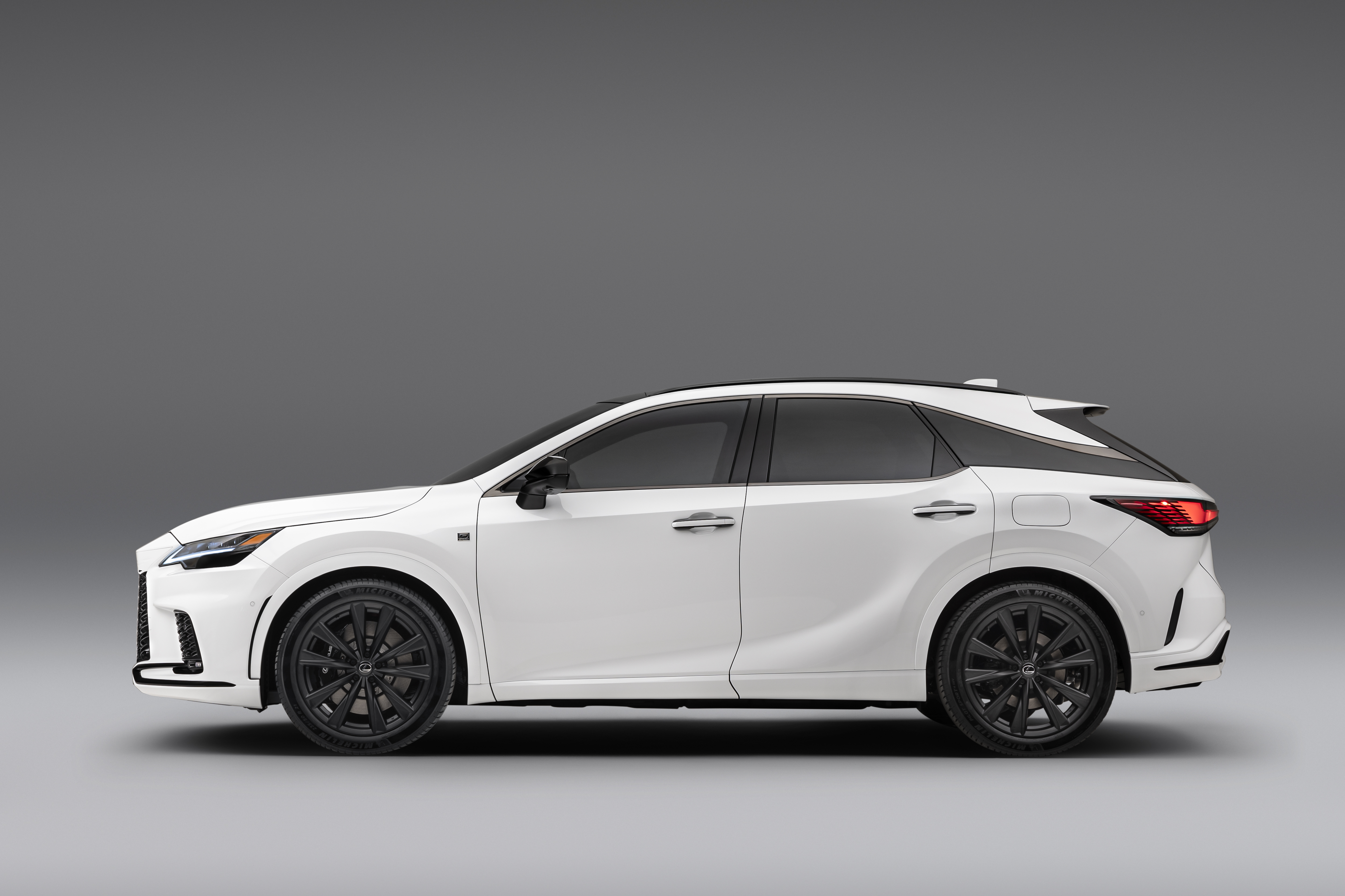2023 Lexus RX 500h F SPORT Performance