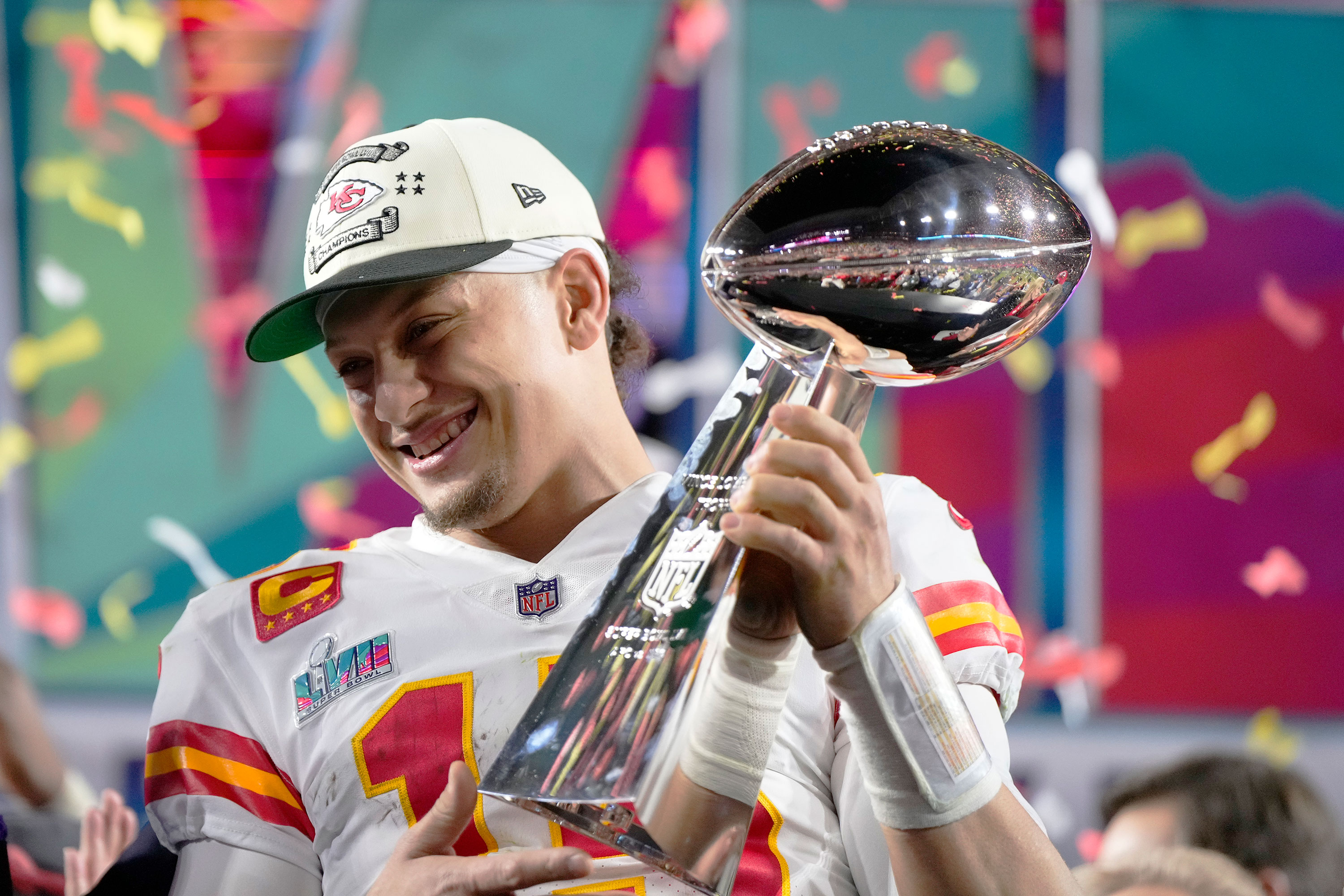 1) In photos: Kansas City Chiefs win Super Bowl LVII