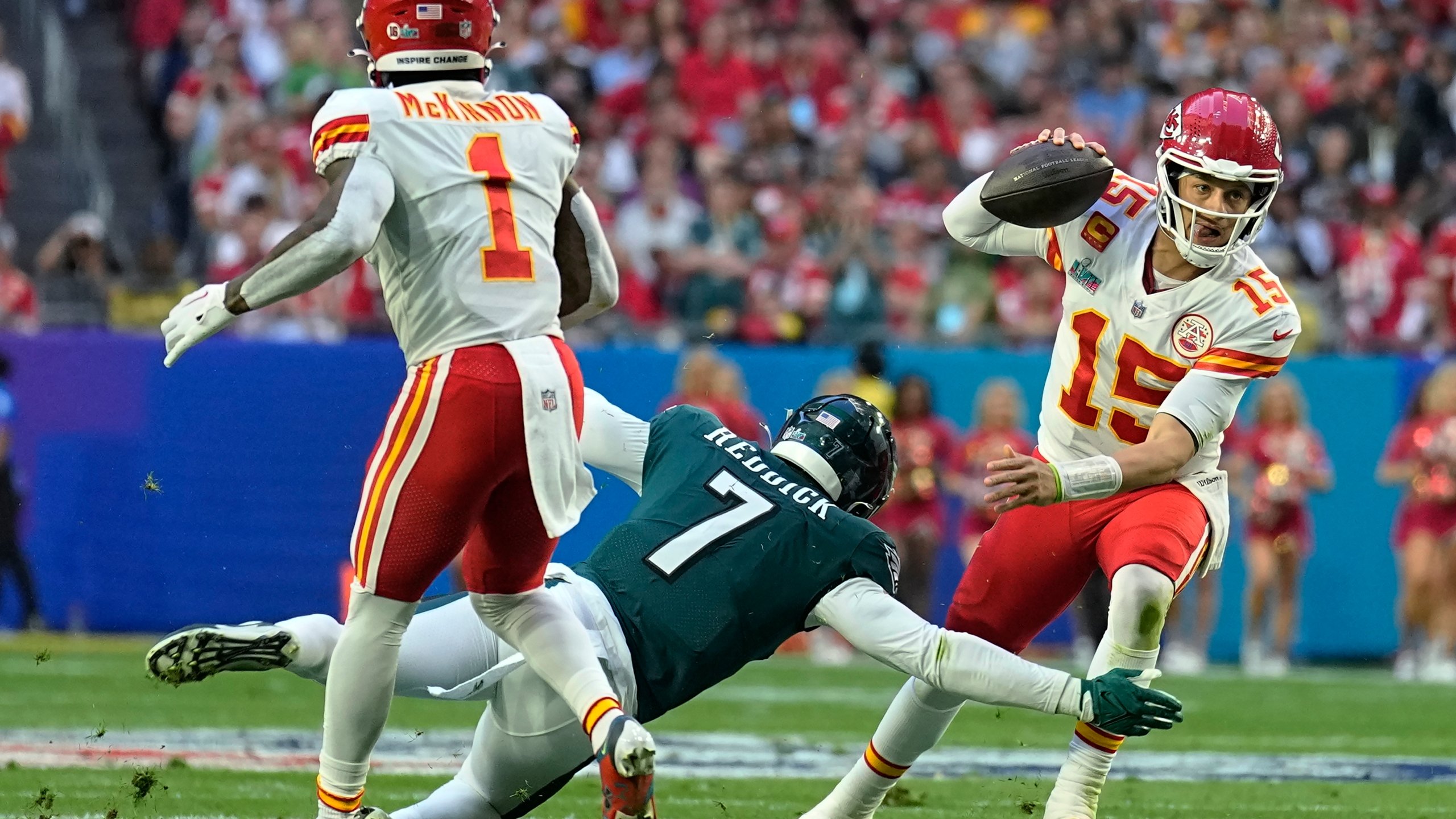 Super Bowl LVII: Chiefs defeat Eagles