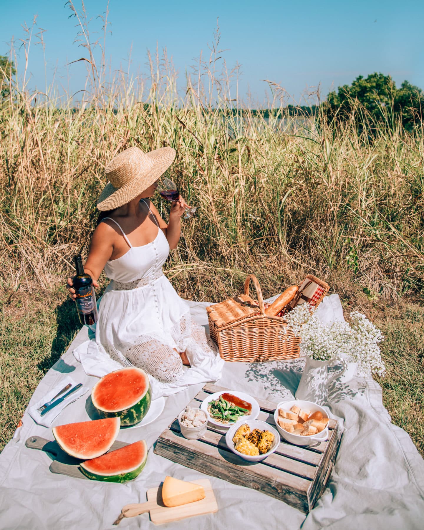The Perfect Instagram Picnic: How To Create A Photo Worthy Picnic