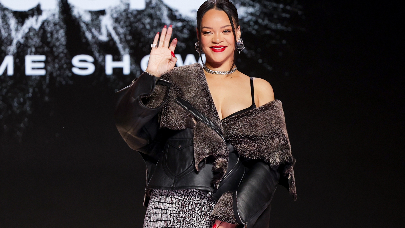 Rihanna Reveals There Are '39 Versions' of Her Super Bowl Halftime Show Setlist