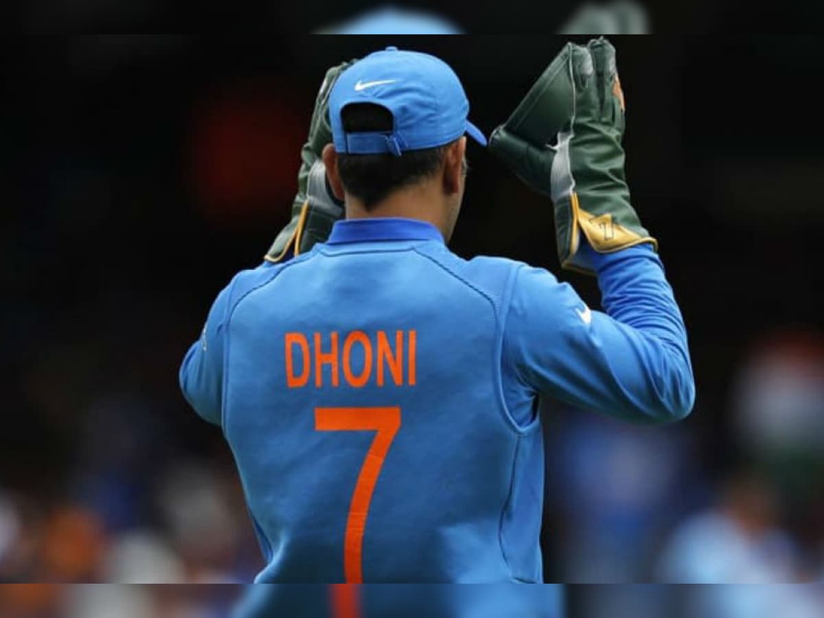 Will Jersey No.7 Retire with MS Dhoni? Dinesh Karthik Raises Demand