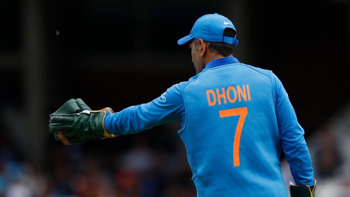 MS Dhoni reveals reason behind his iconic shirt number: Not superstitious about No. 7
