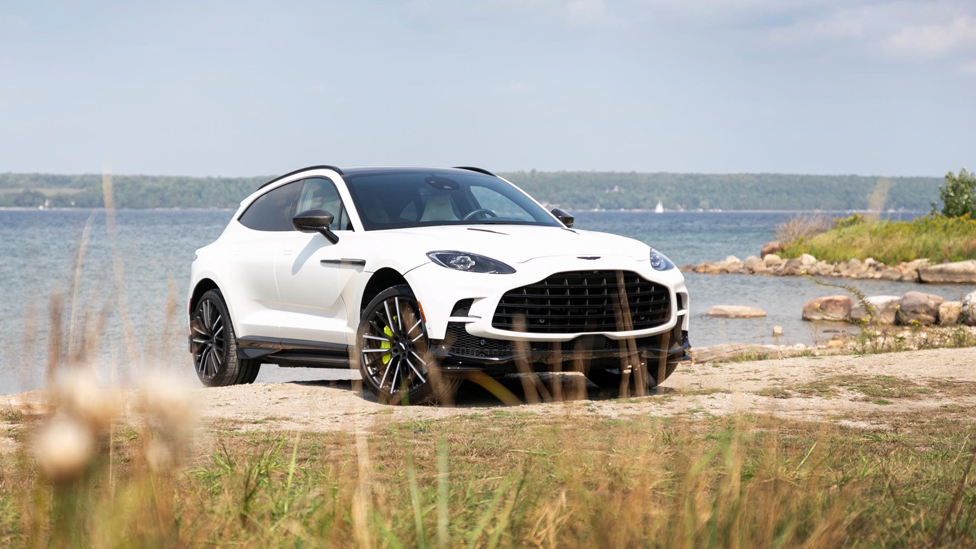 2023 Aston Martin DBX707 Review