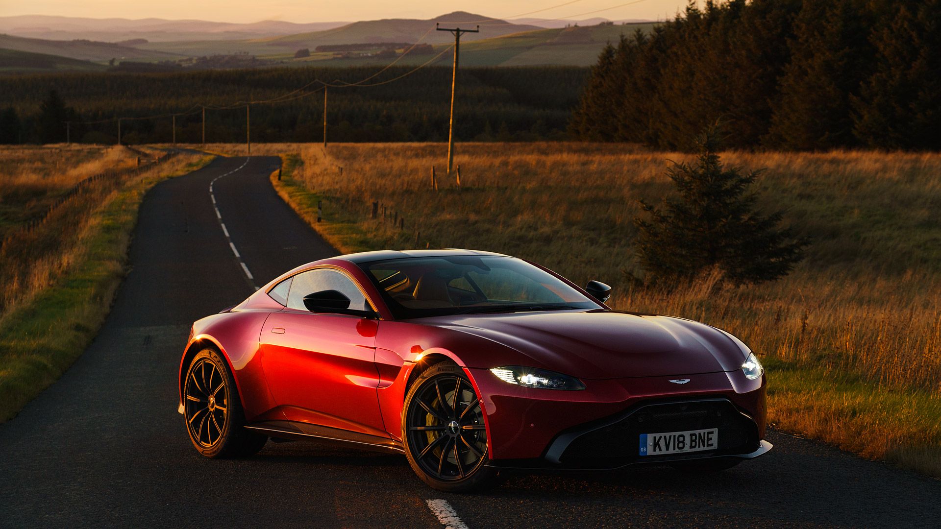 Aston Martin Wallpaper
